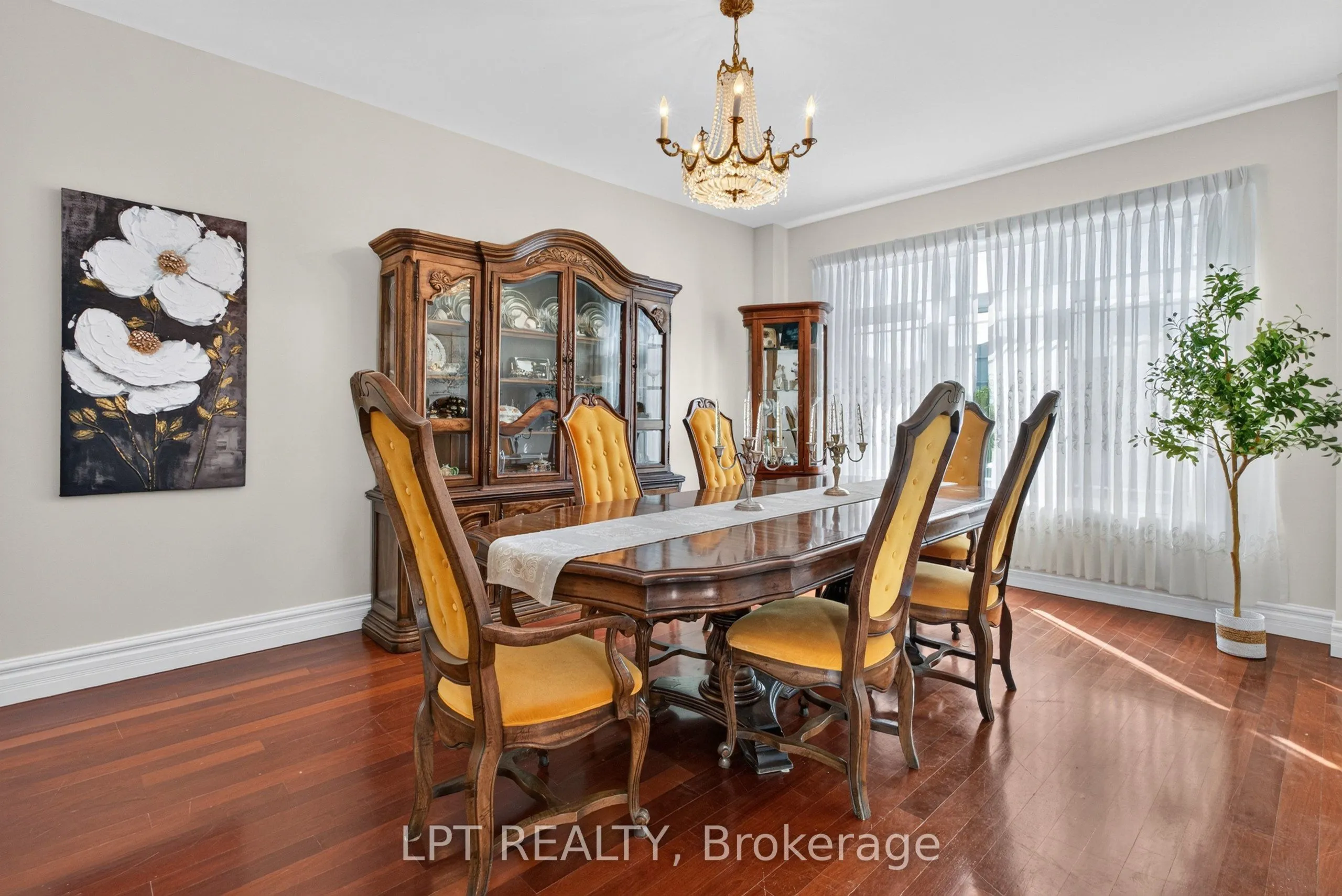 62 Tradewinds Drive