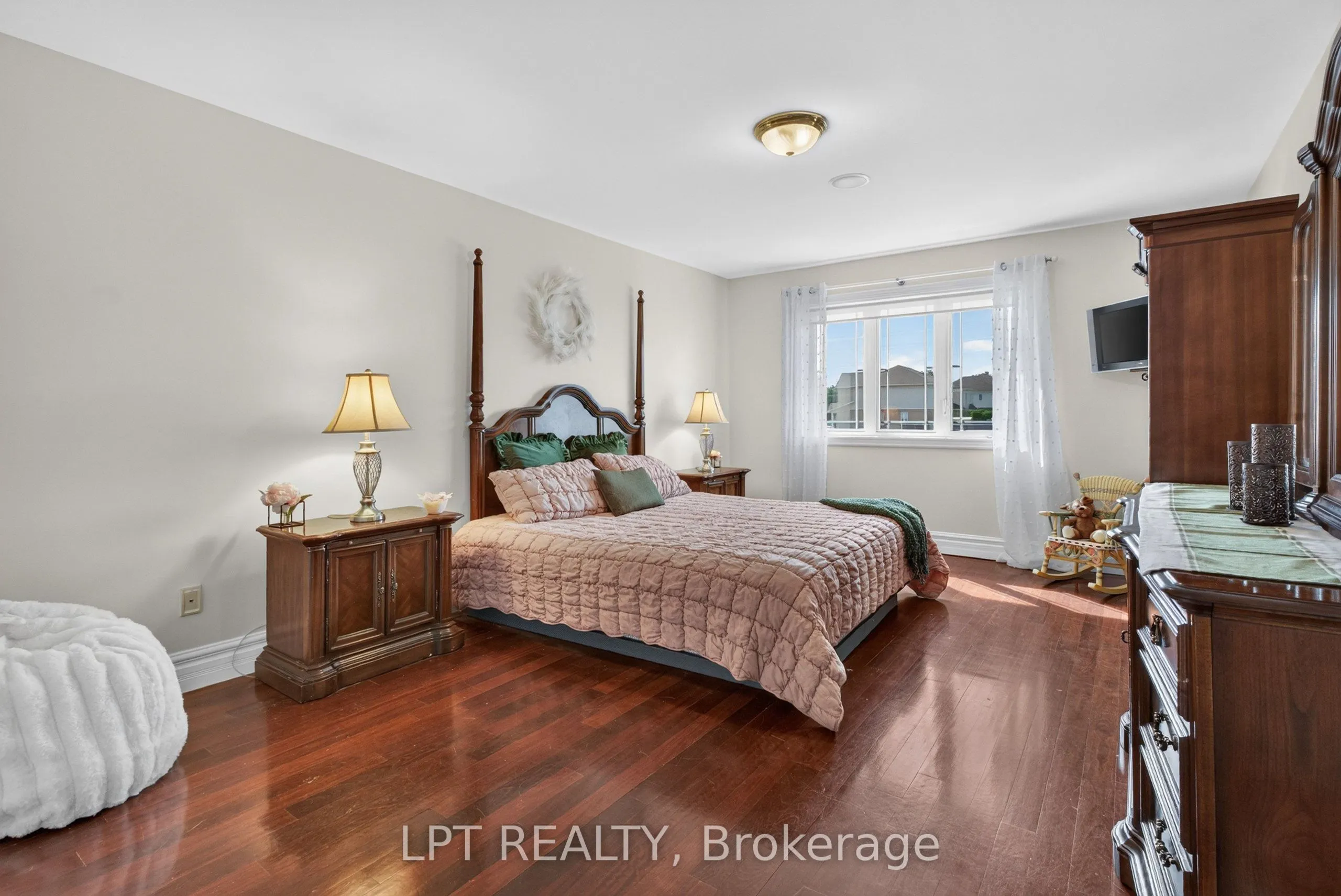 62 Tradewinds Drive