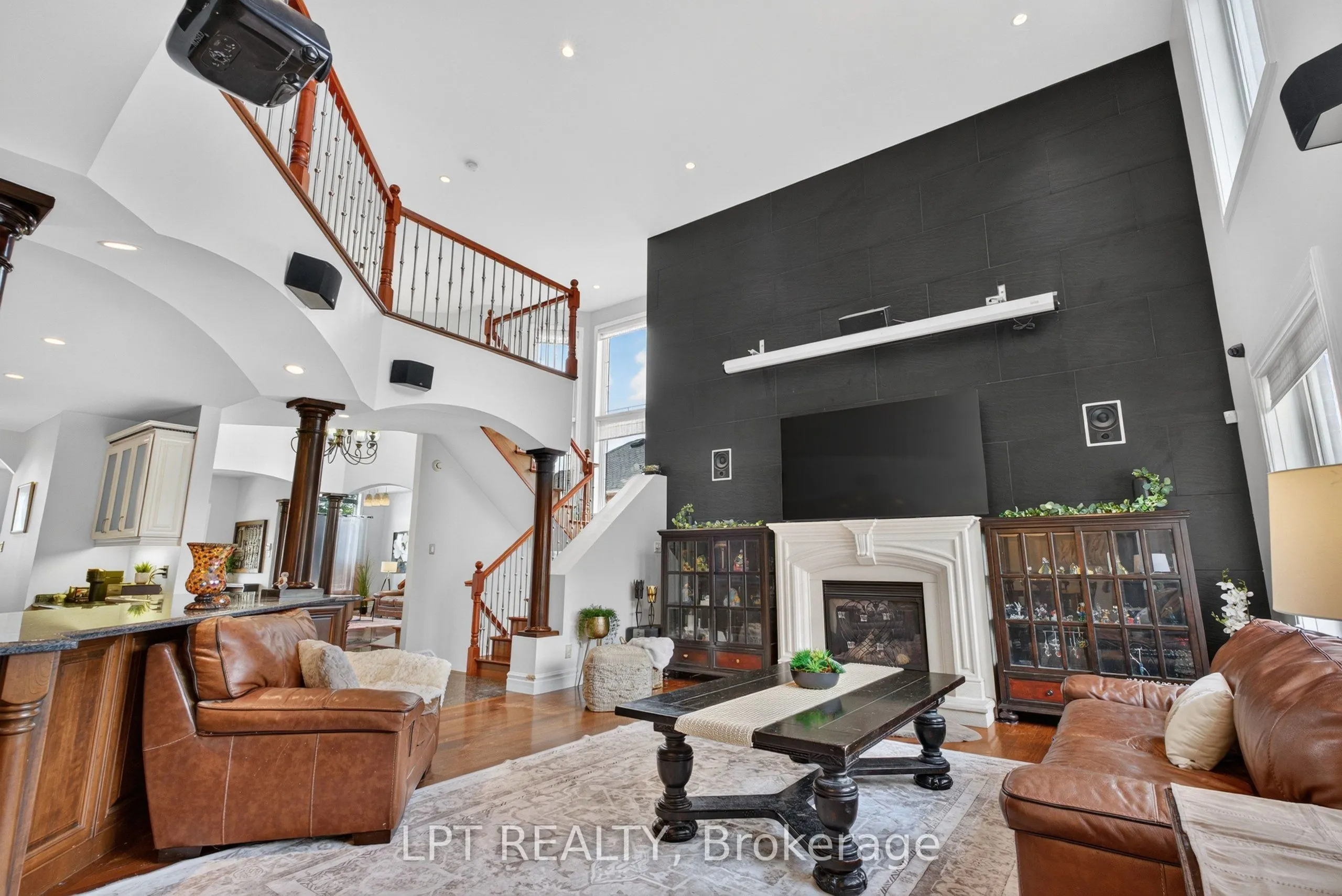62 Tradewinds Drive