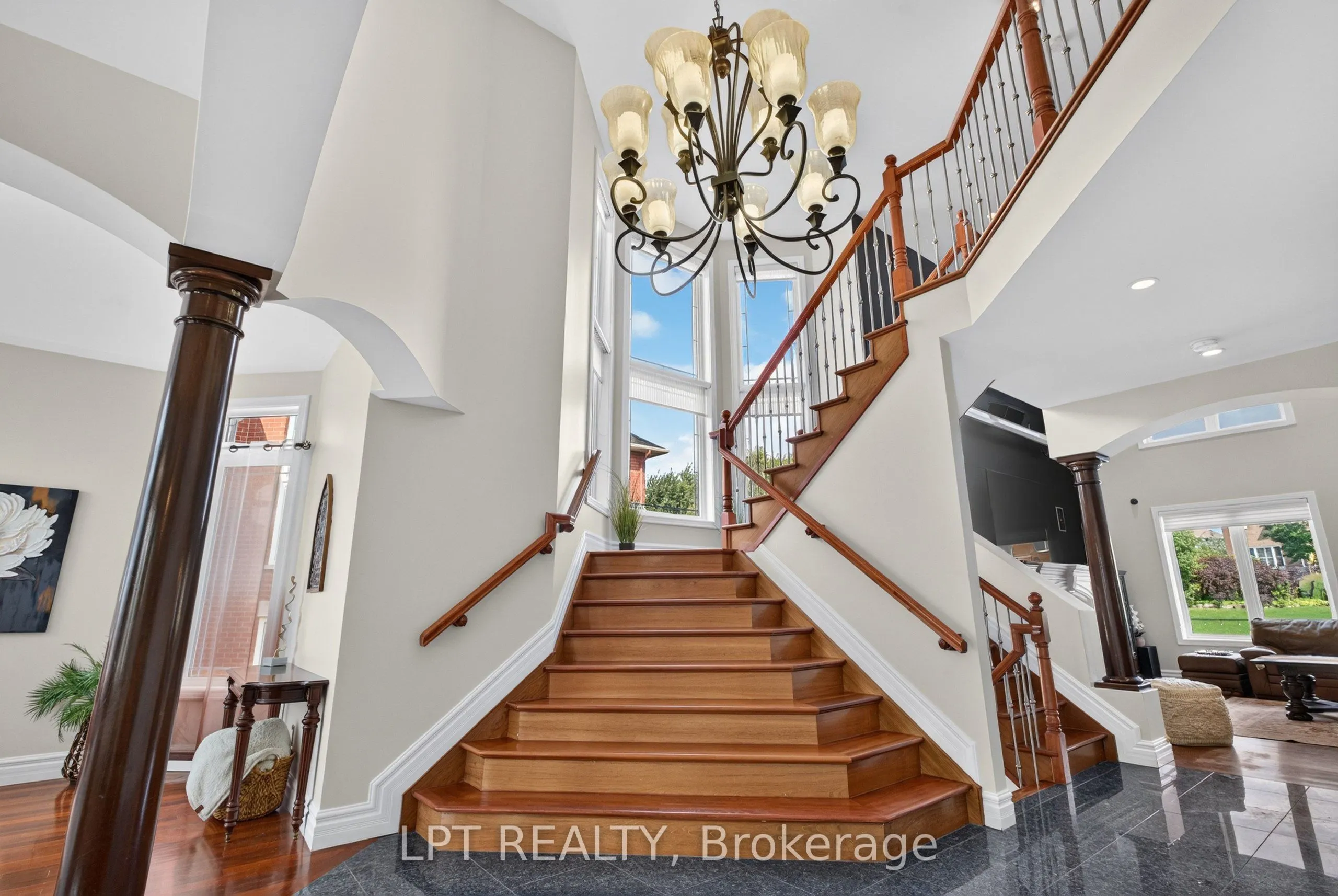 62 Tradewinds Drive