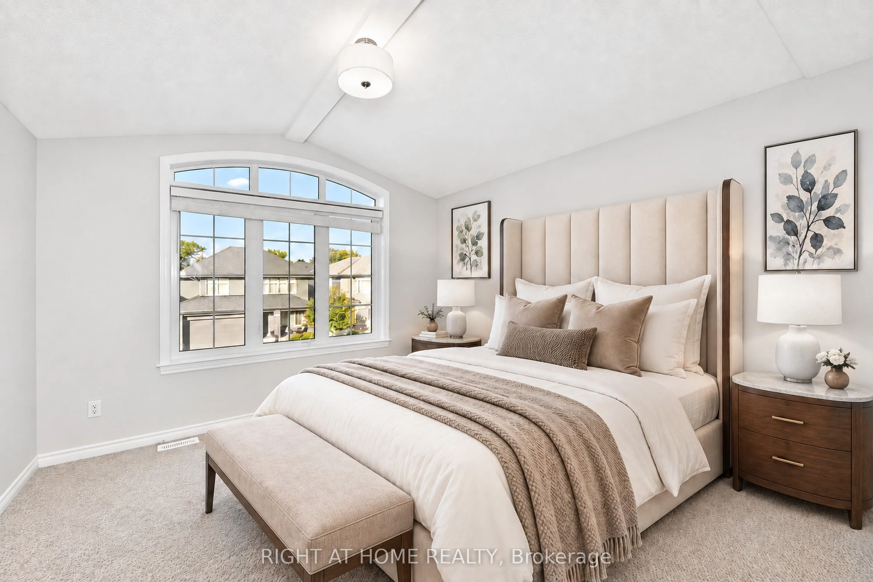 504 BRECCIA Heights