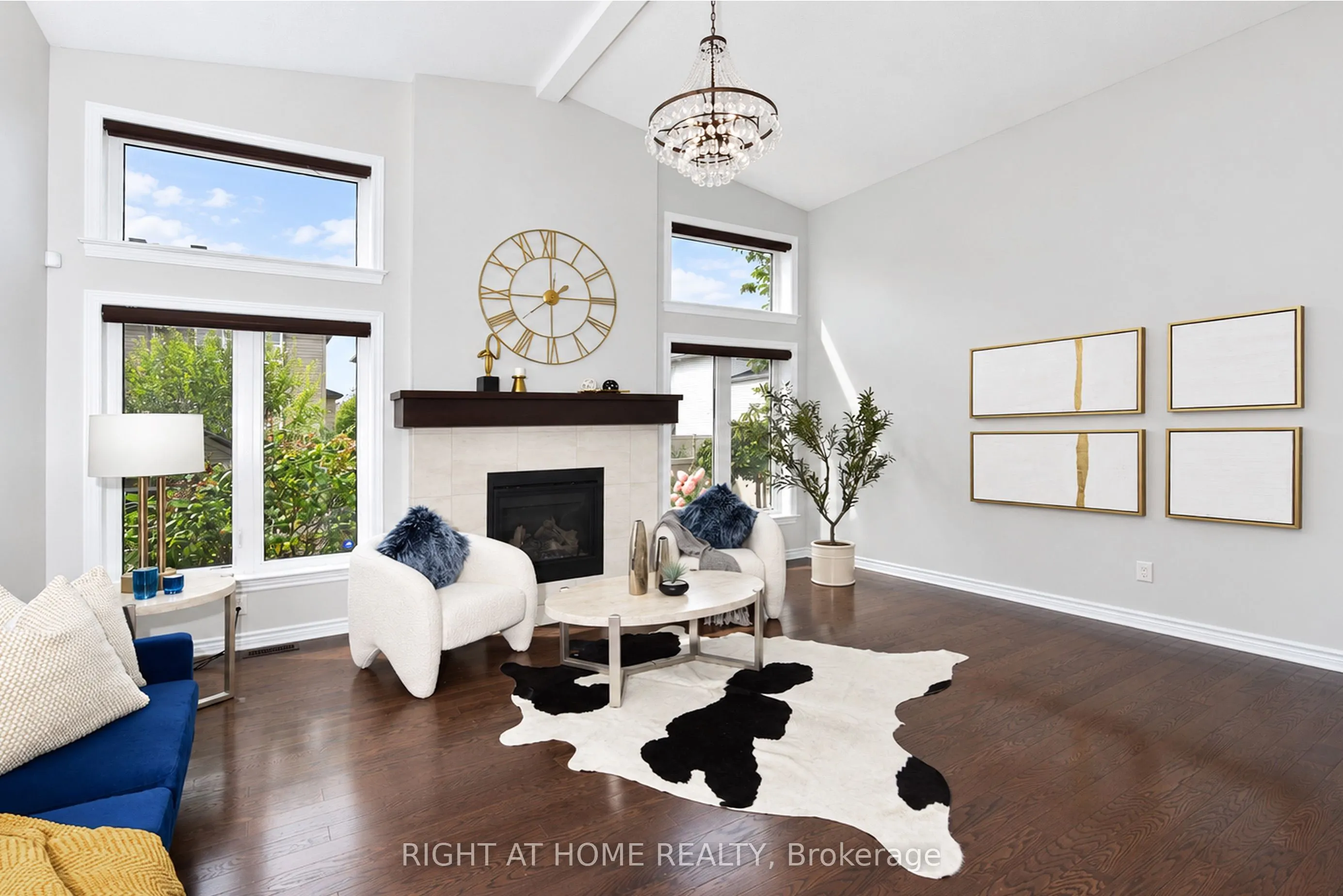 504 BRECCIA Heights