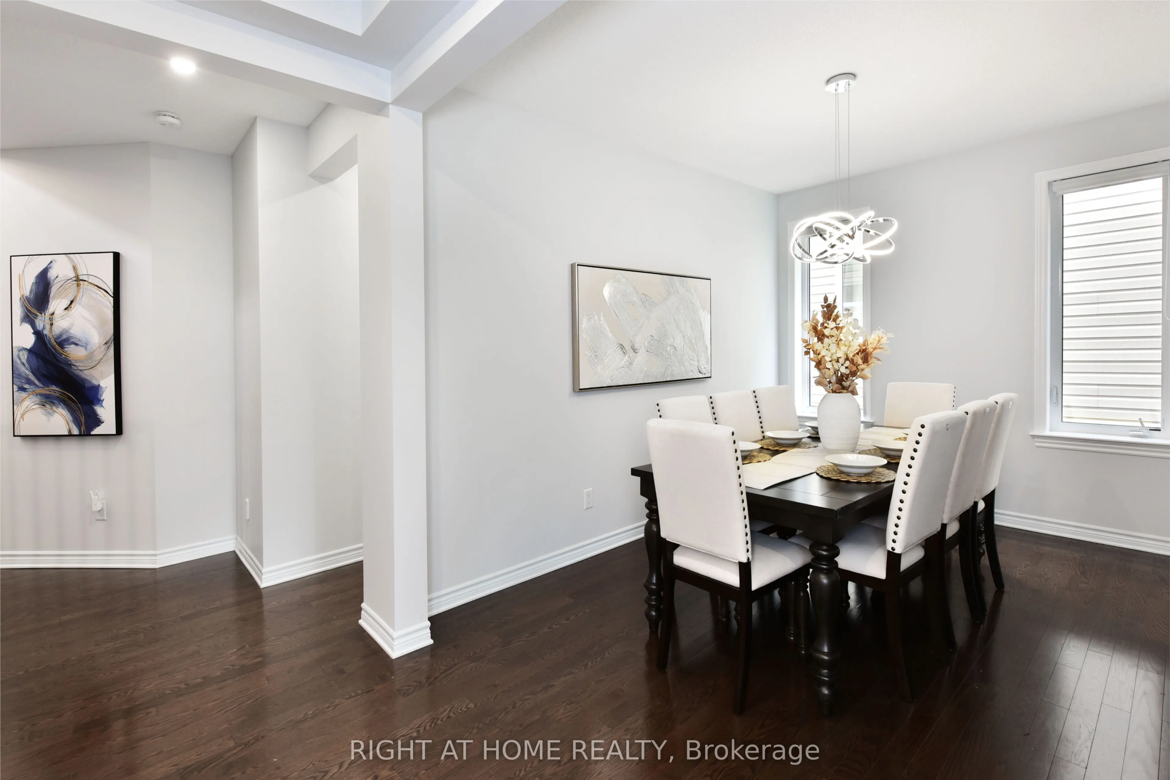 504 BRECCIA Heights