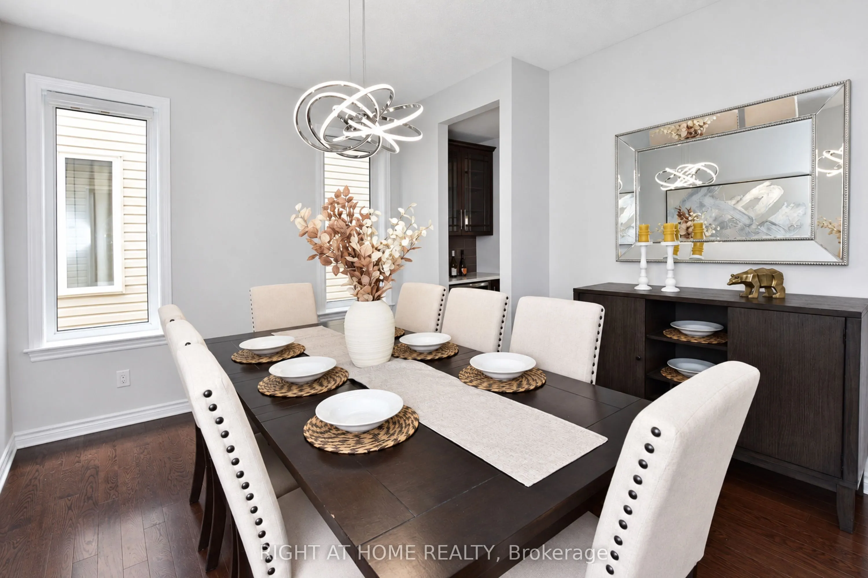 504 BRECCIA Heights