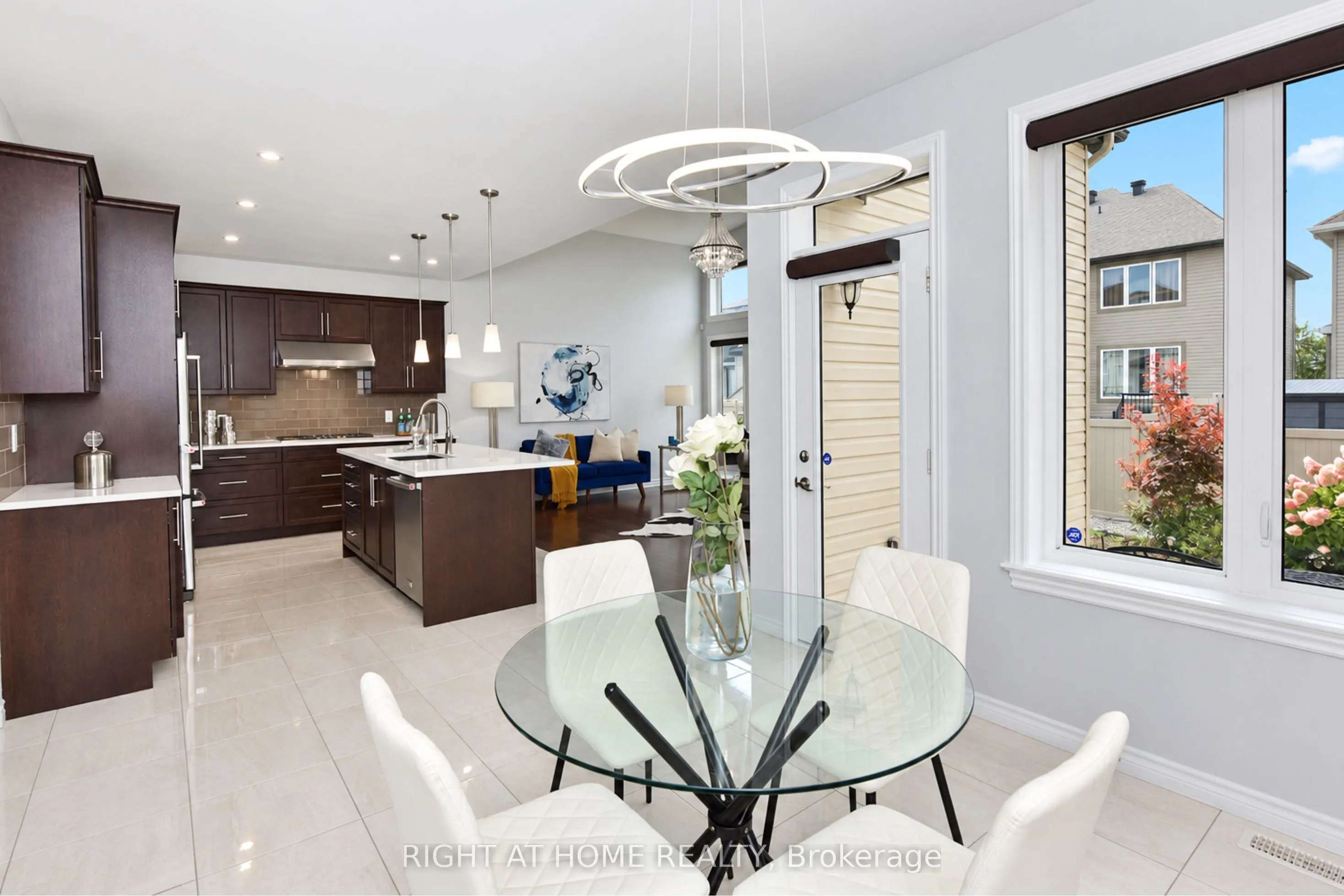 504 BRECCIA Heights