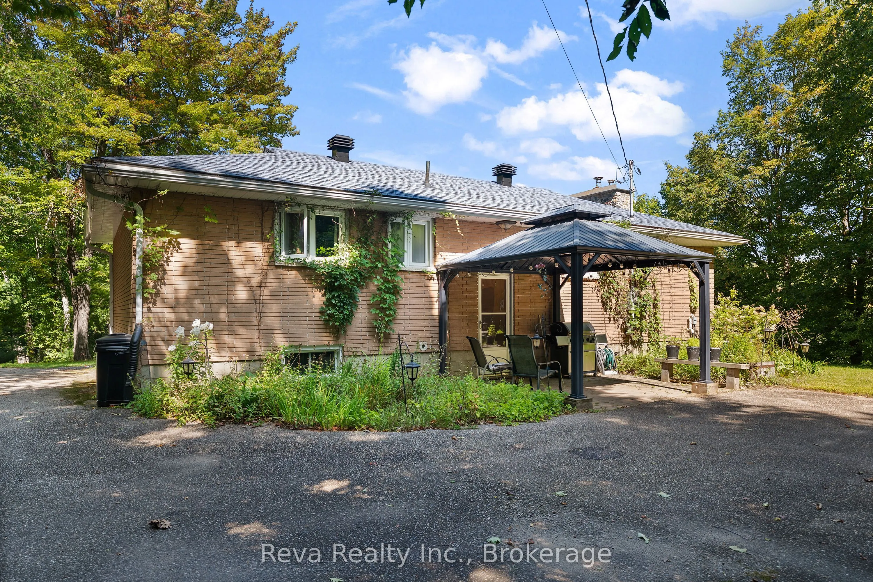 7 Forest Hill Road