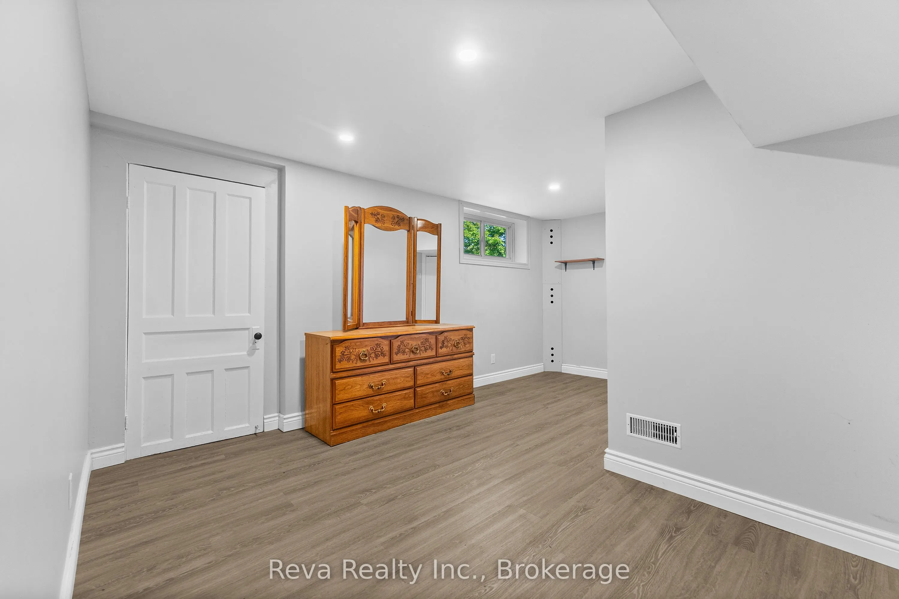 7 Forest Hill Road