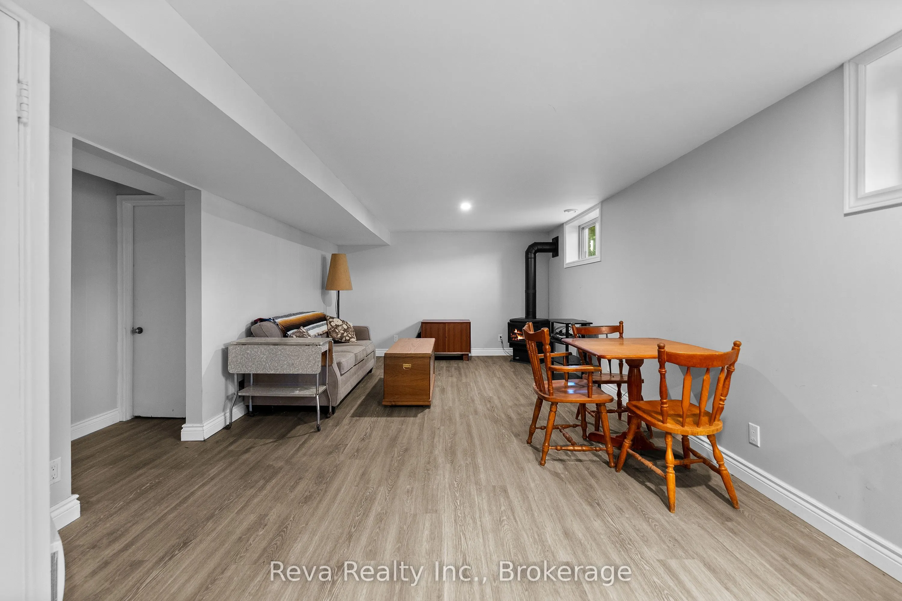 7 Forest Hill Road