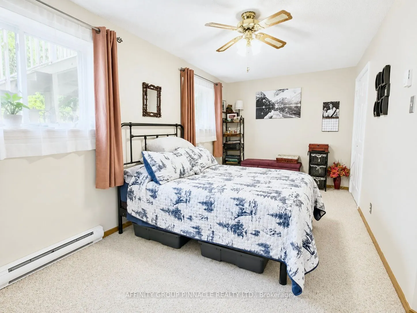115 Mary Street W #24