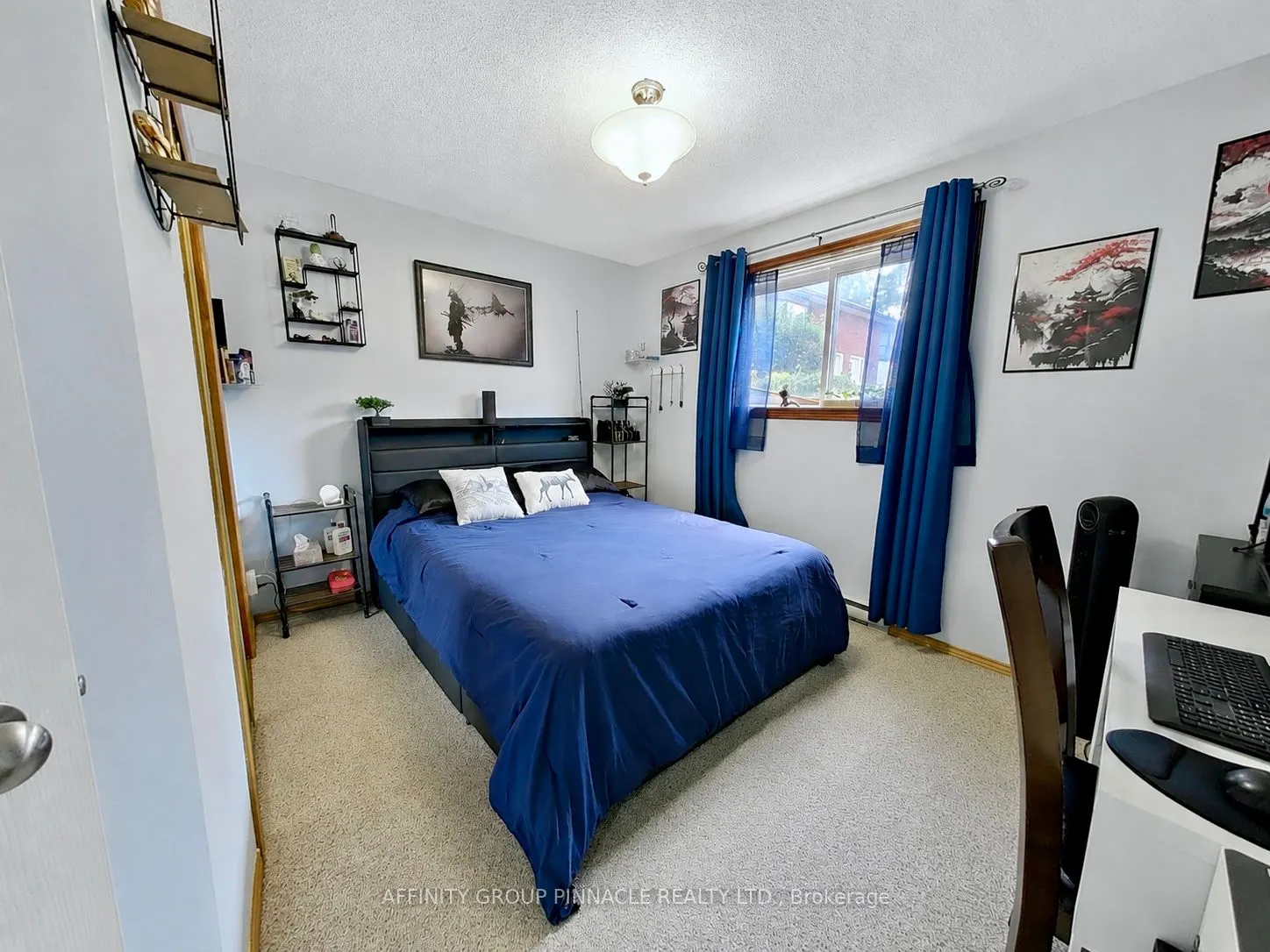 115 Mary Street W #24
