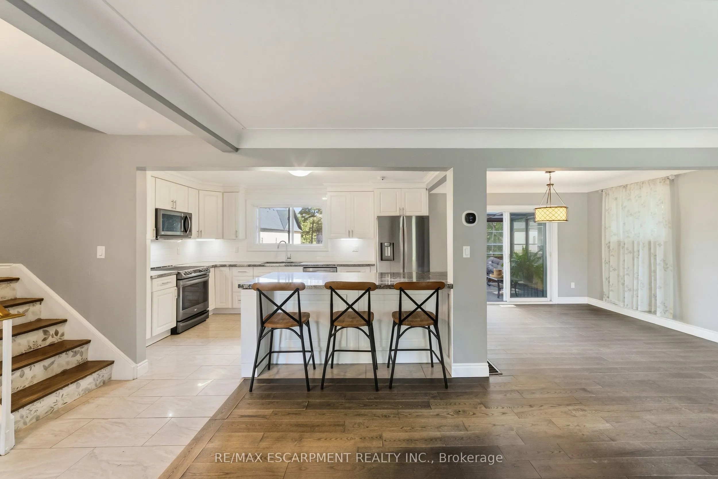 205 Sunnyridge Road