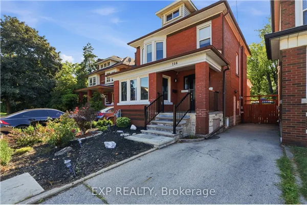 146 Ottawa Street S