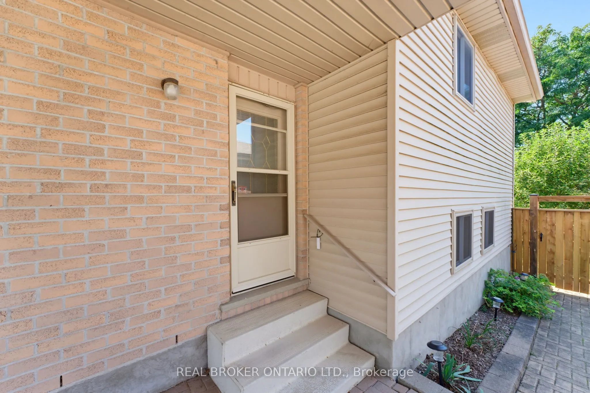 42 Parker Drive