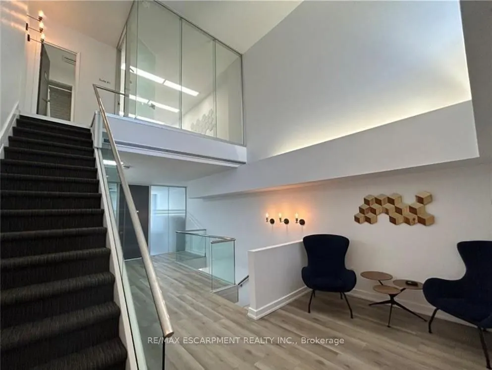 57 John Street S #2