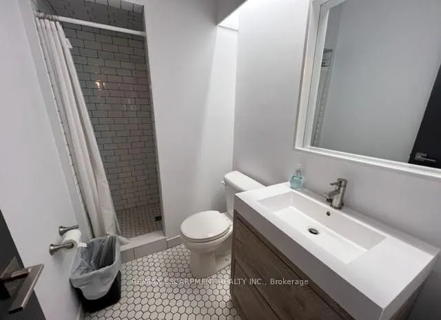 57 John Street S #2
