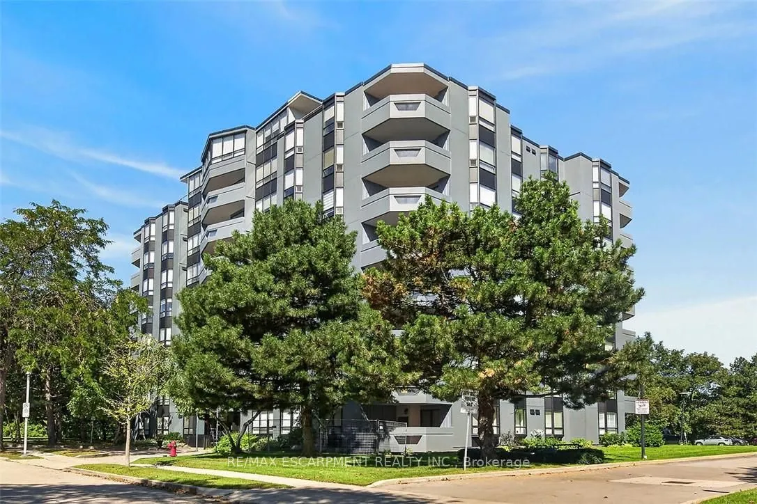6 Village Green Boulevard #202