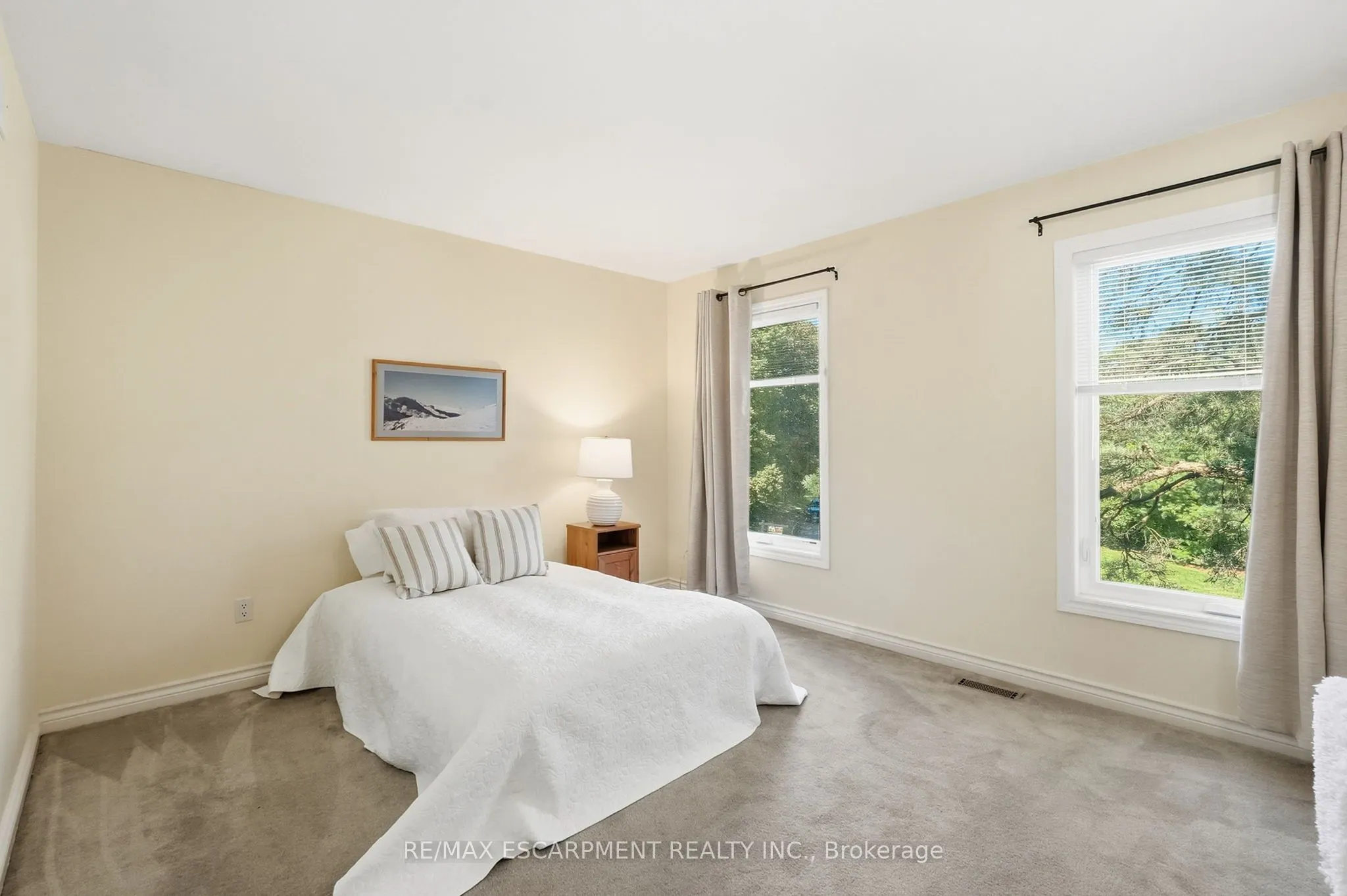 77 Flanders Drive
