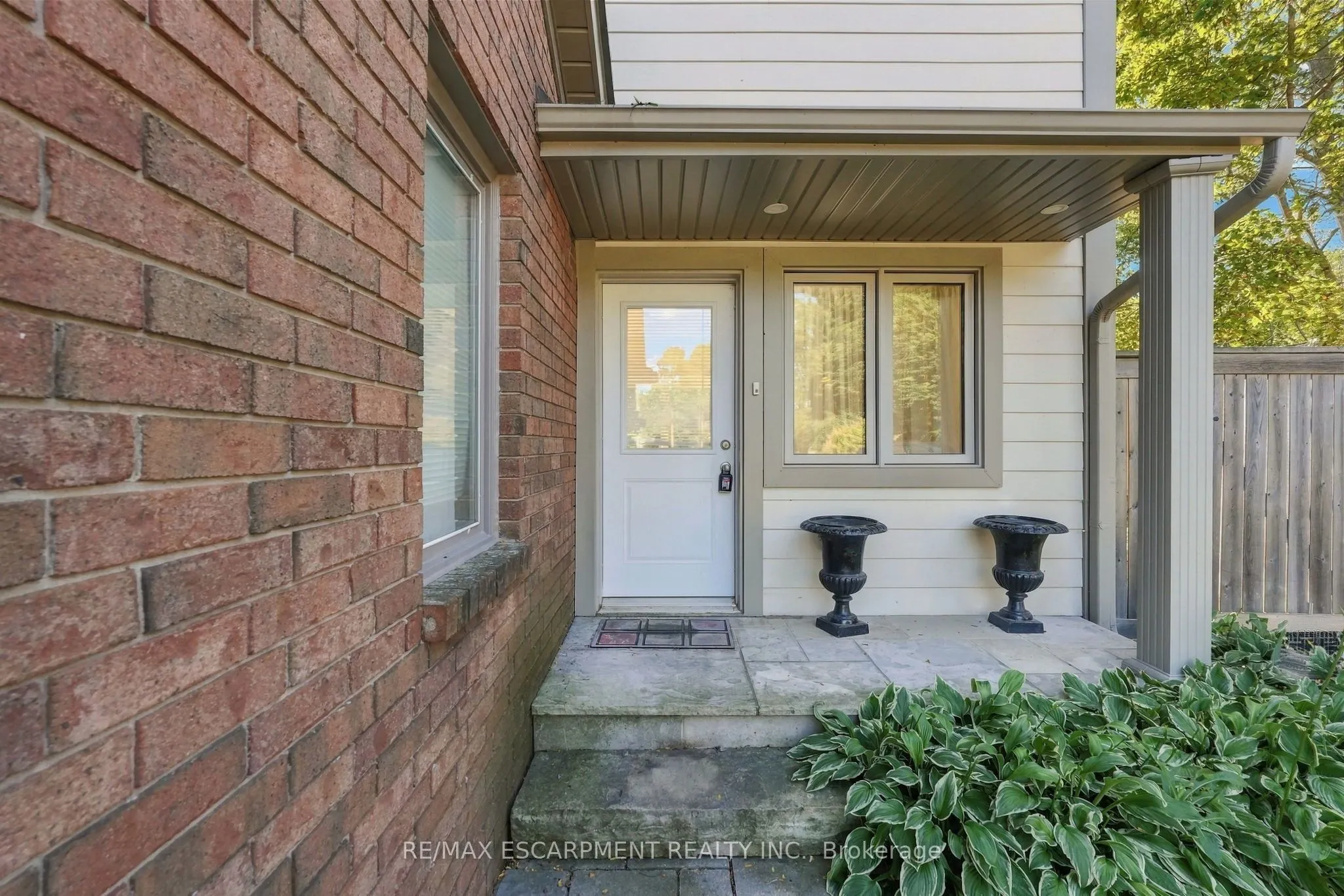 77 Flanders Drive