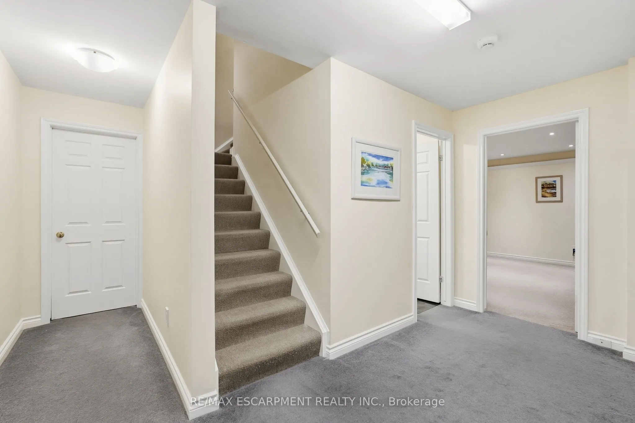 77 Flanders Drive