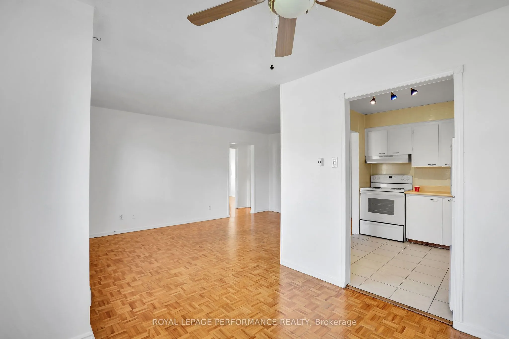 2044 Arrowsmith Drive #208C