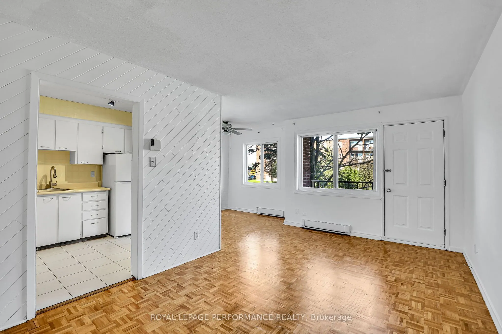 2044 Arrowsmith Drive #208C