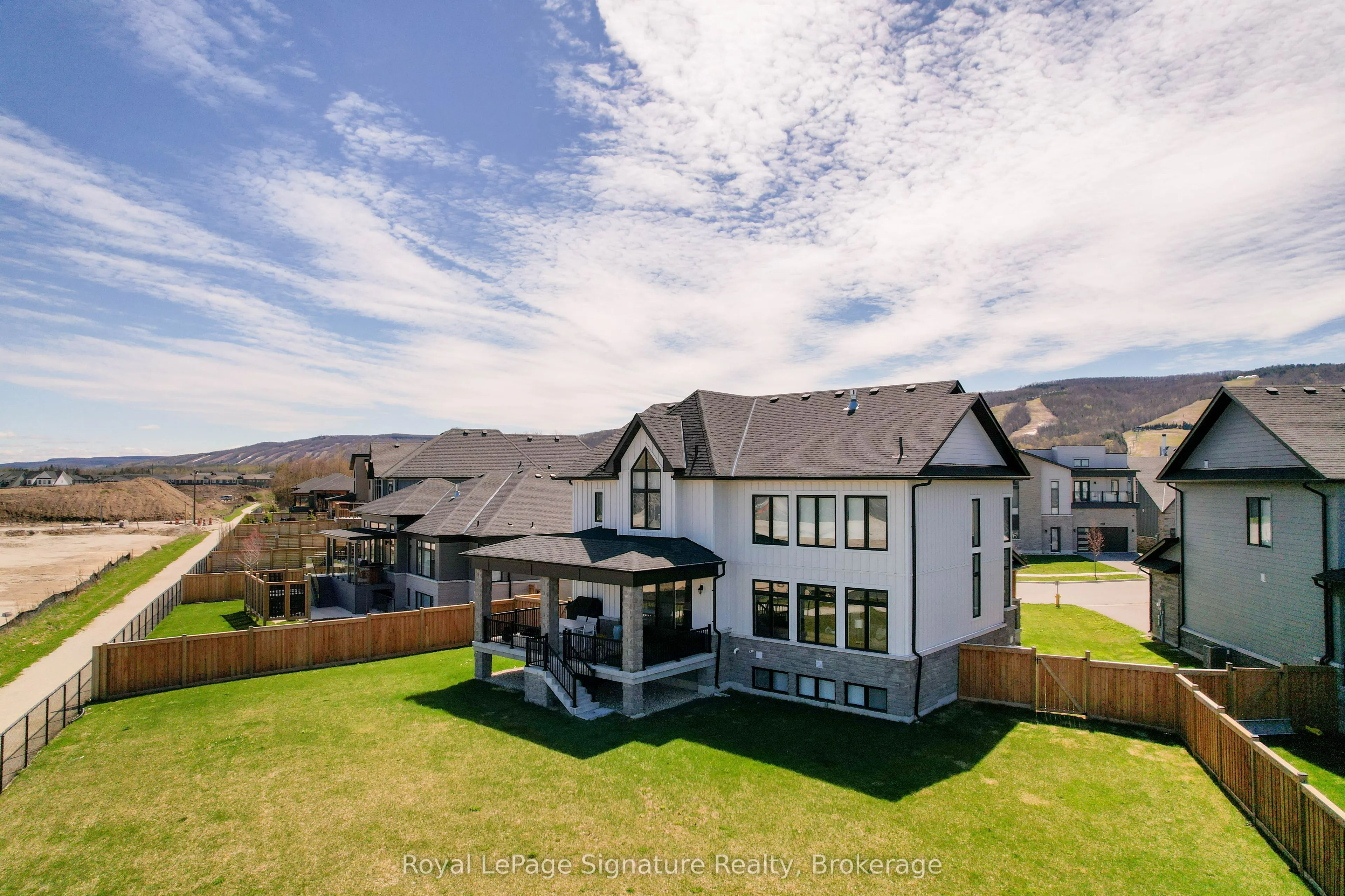 110 Cattail Crescent