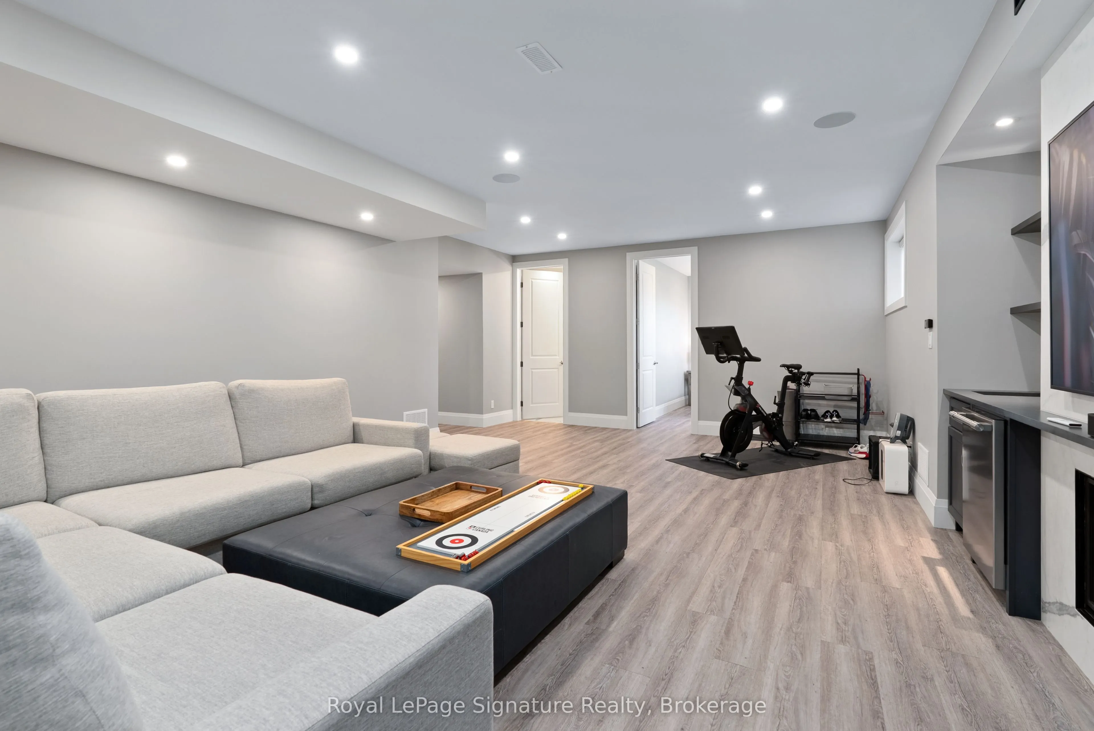 110 Cattail Crescent