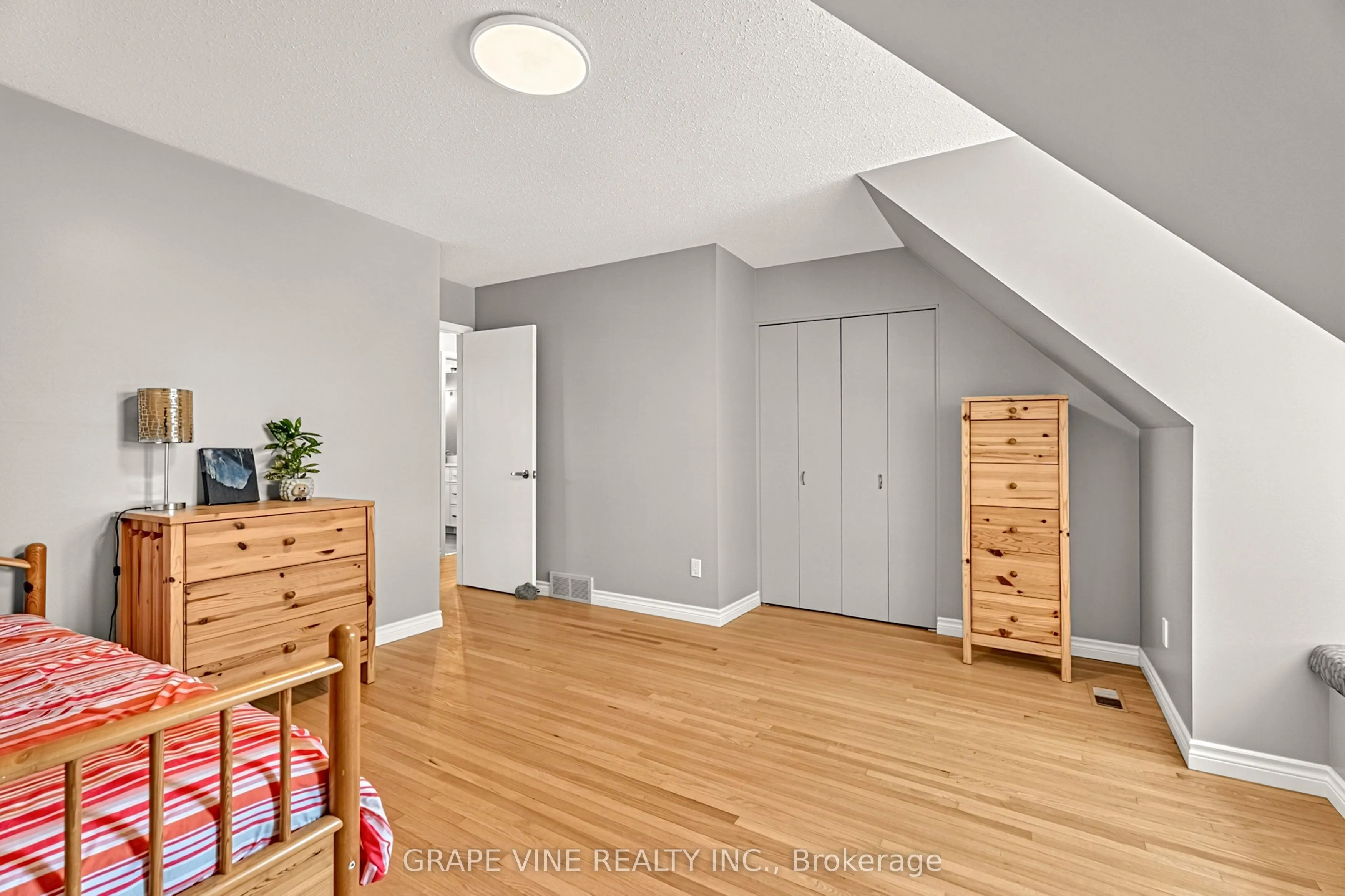 1323 Fernwood Drive