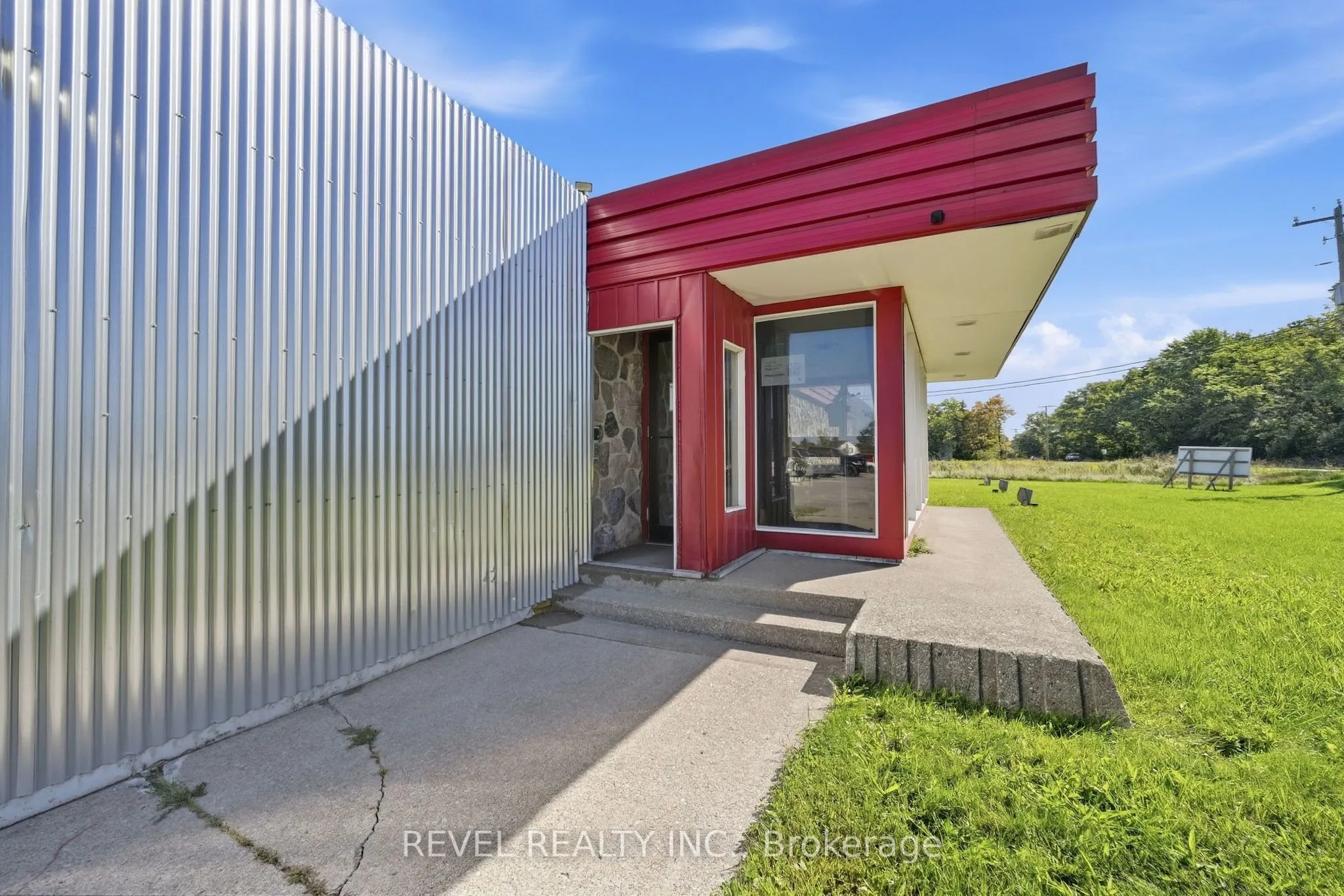 860 Forks Road