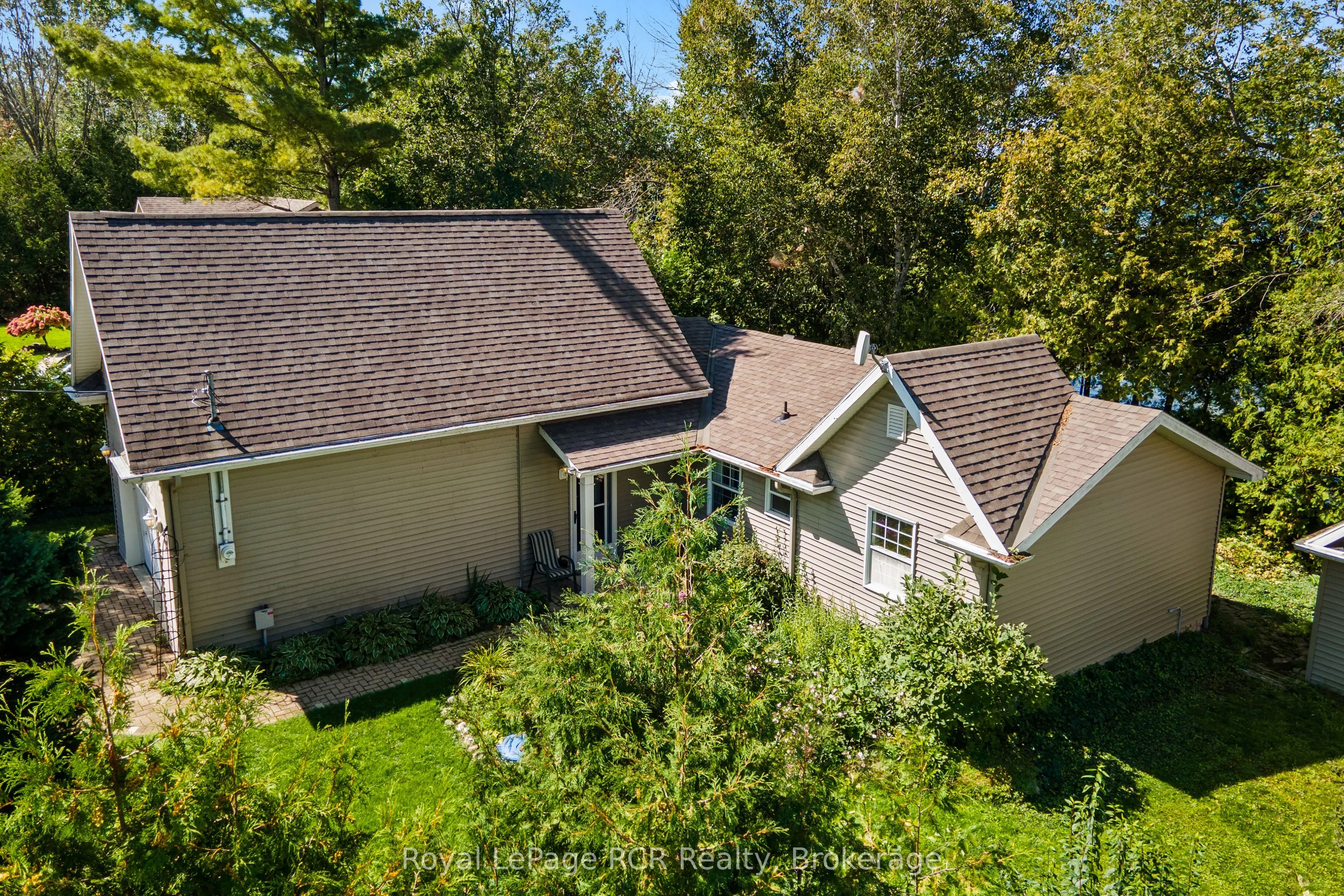 50 Hansen Drive S