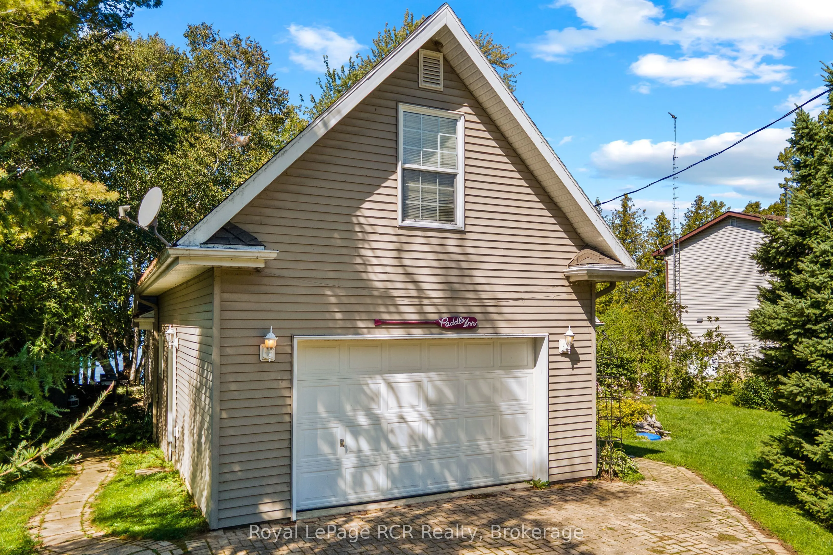 50 Hansen Drive S