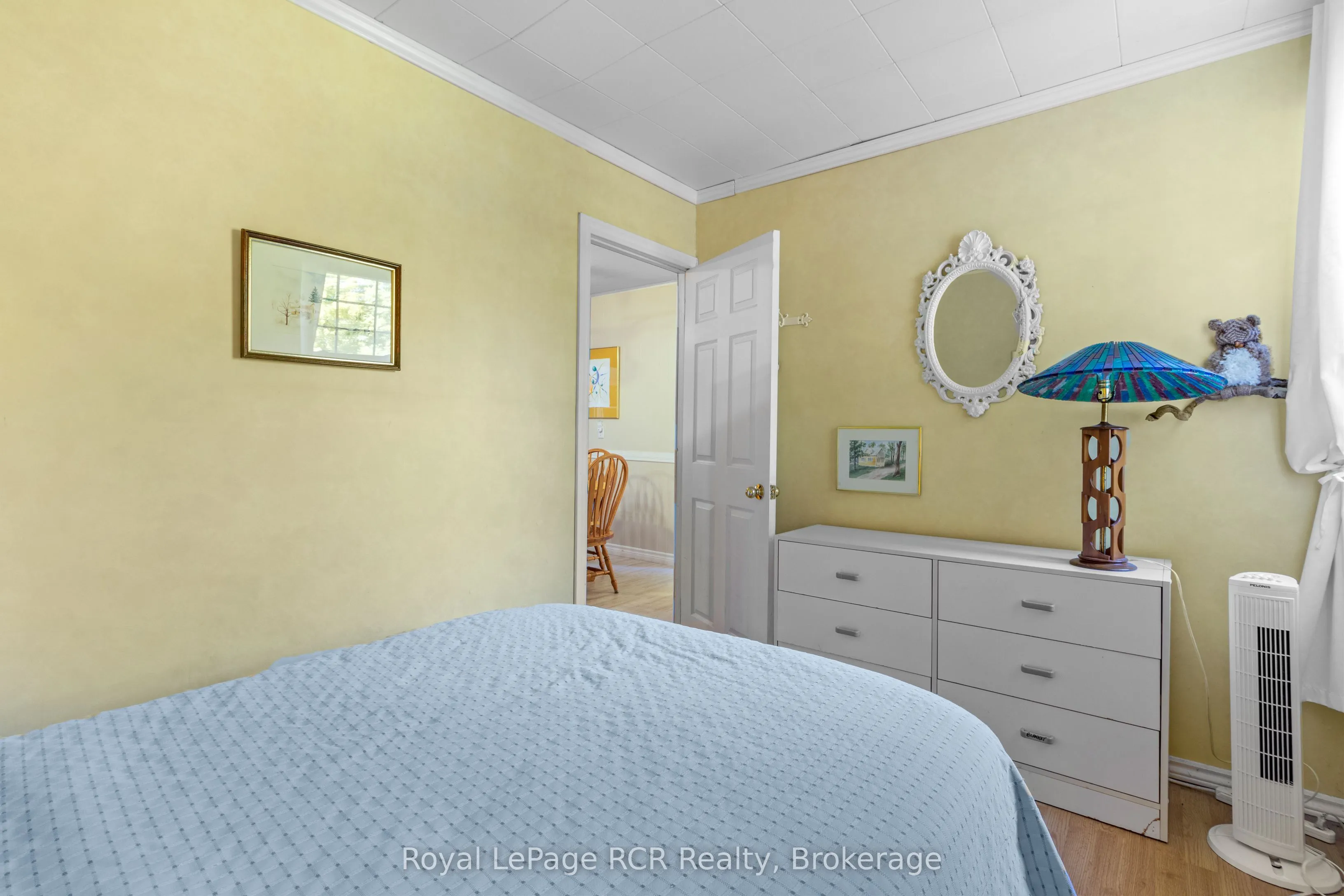 50 Hansen Drive S