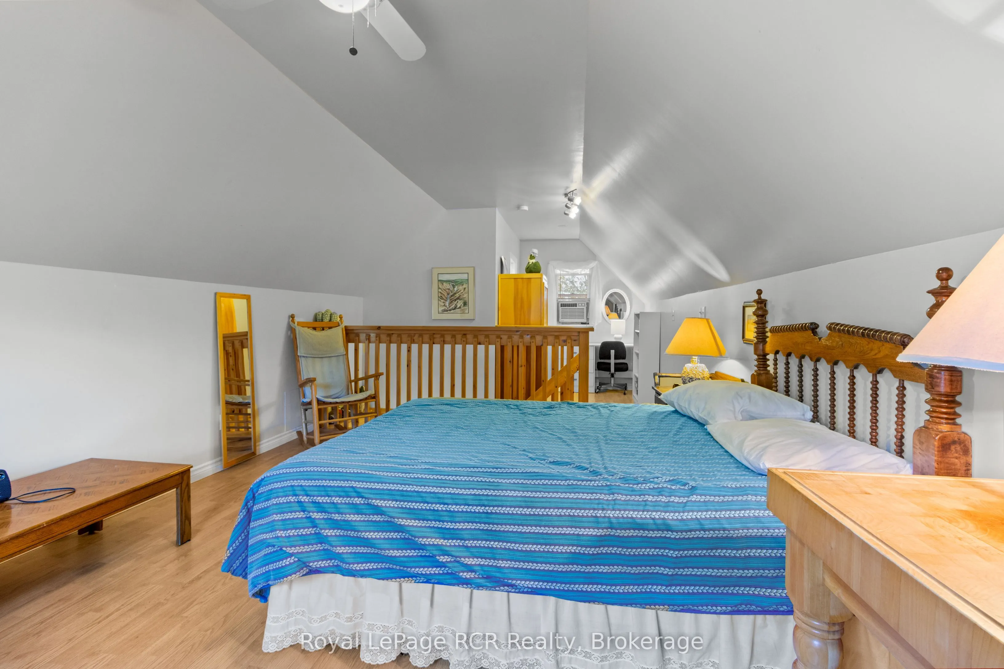 50 Hansen Drive S