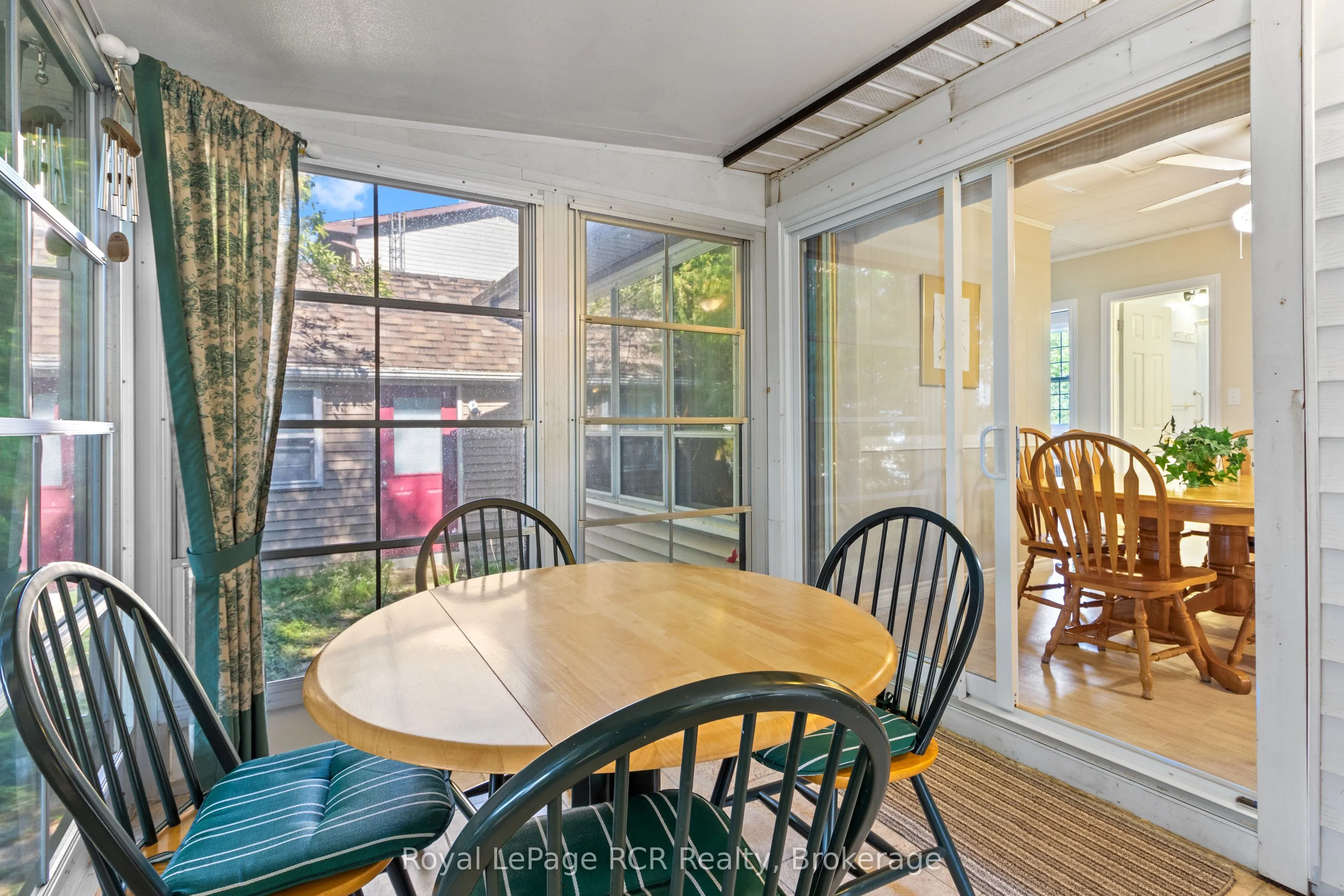 50 Hansen Drive S