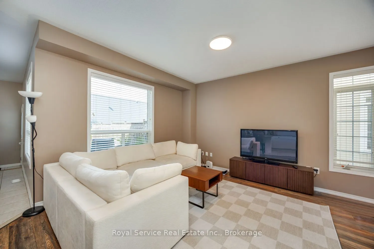 762 Carlisle Street