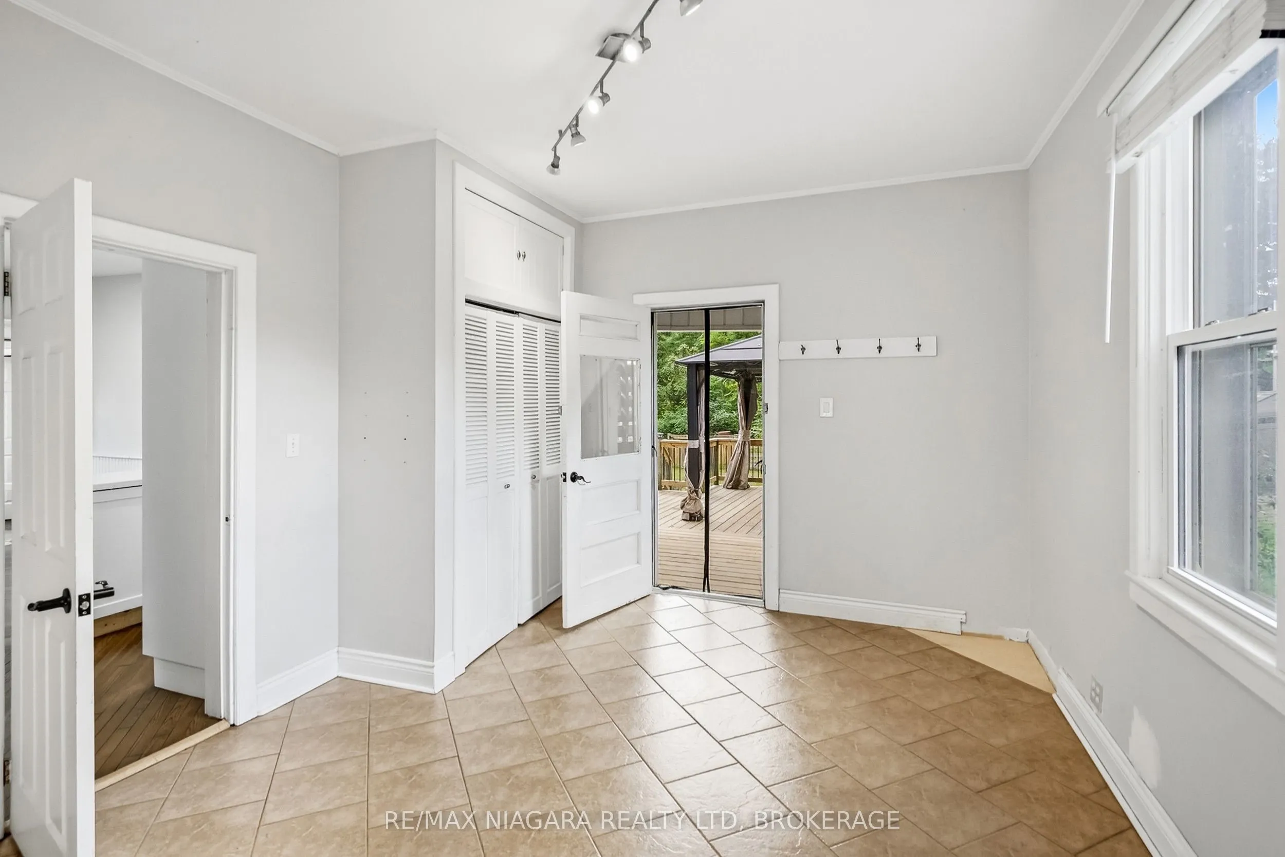 181 CHIPPAWA Road