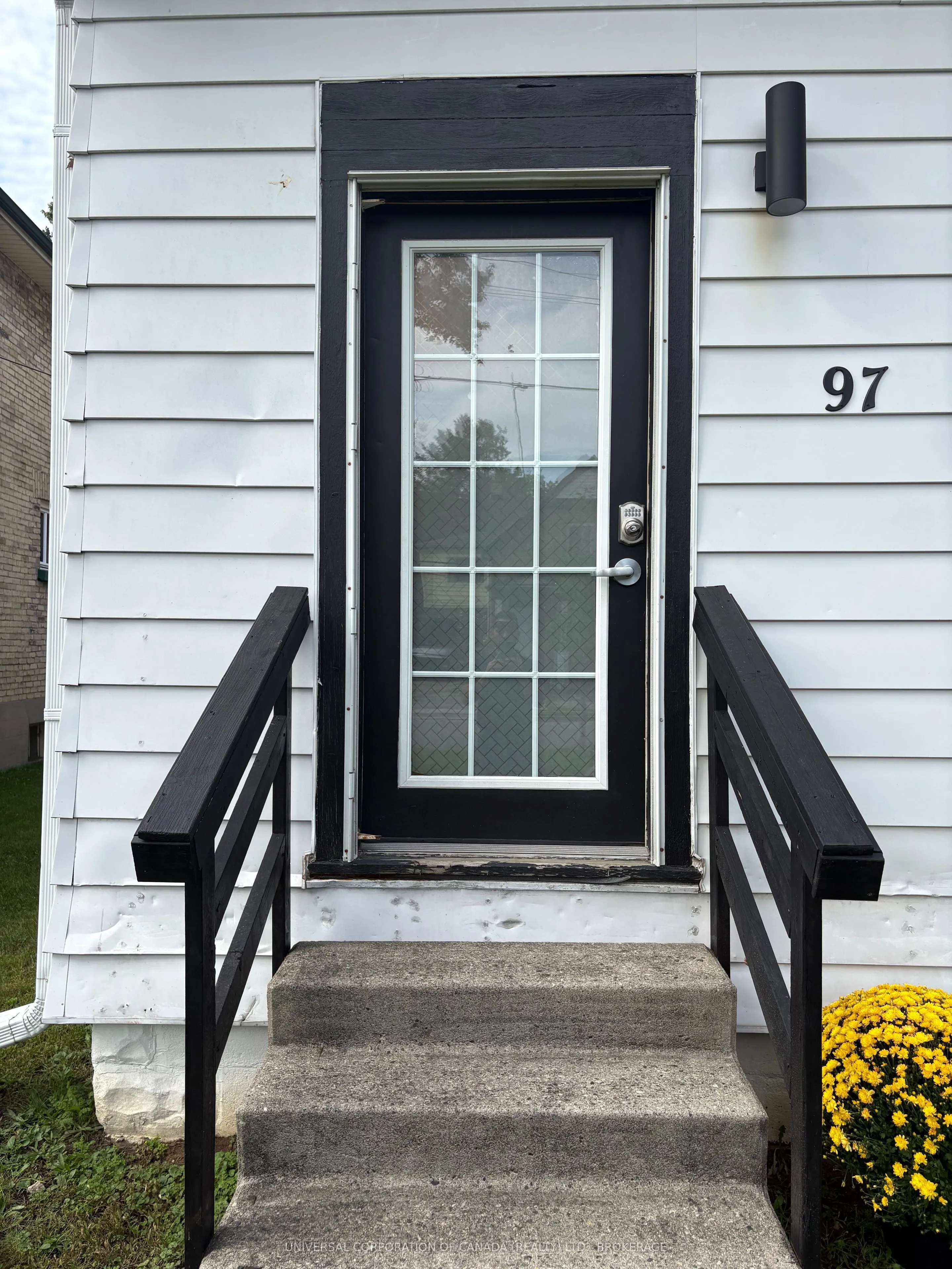 97 Chesley Avenue