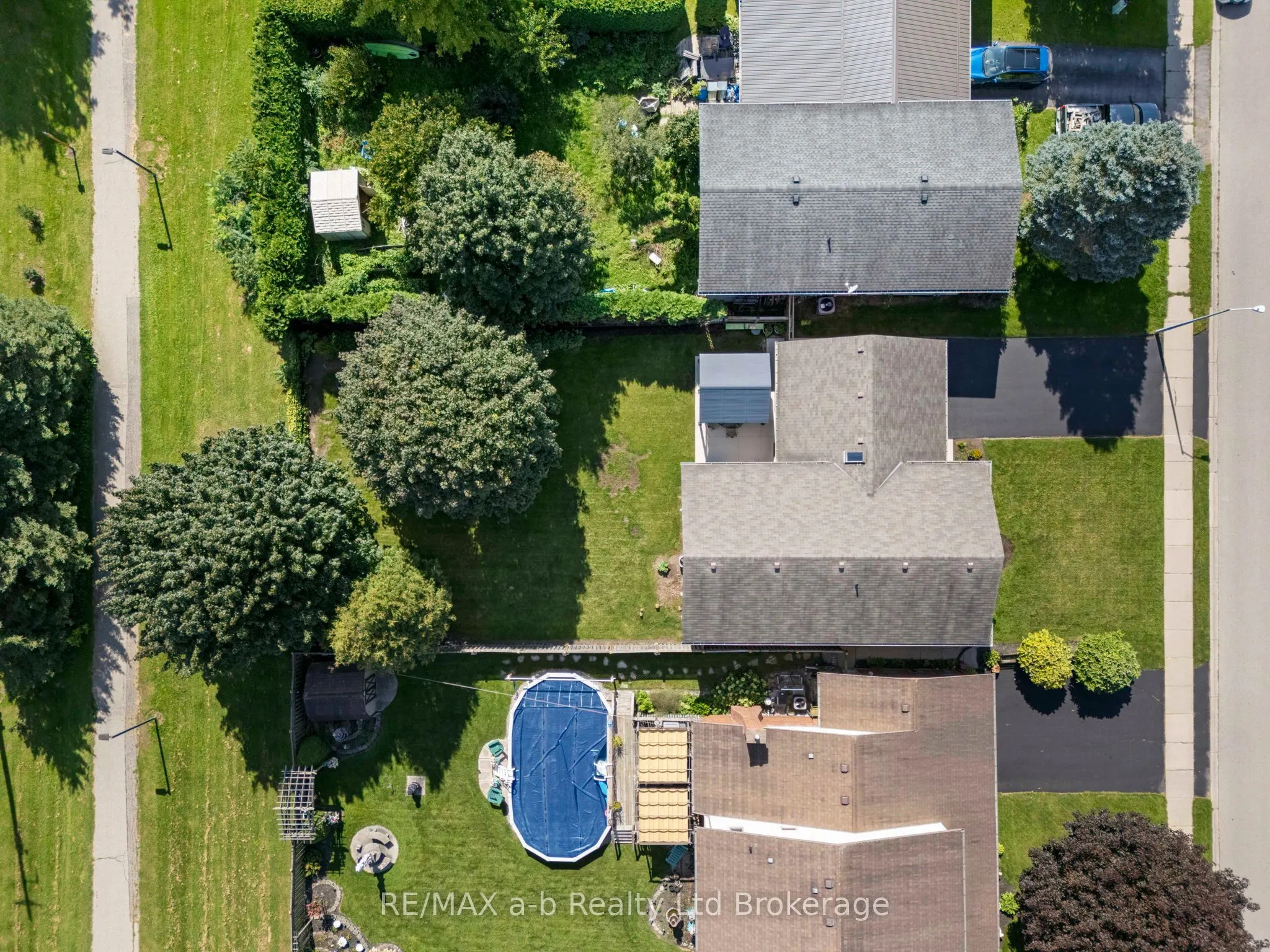 48 Denrich Avenue