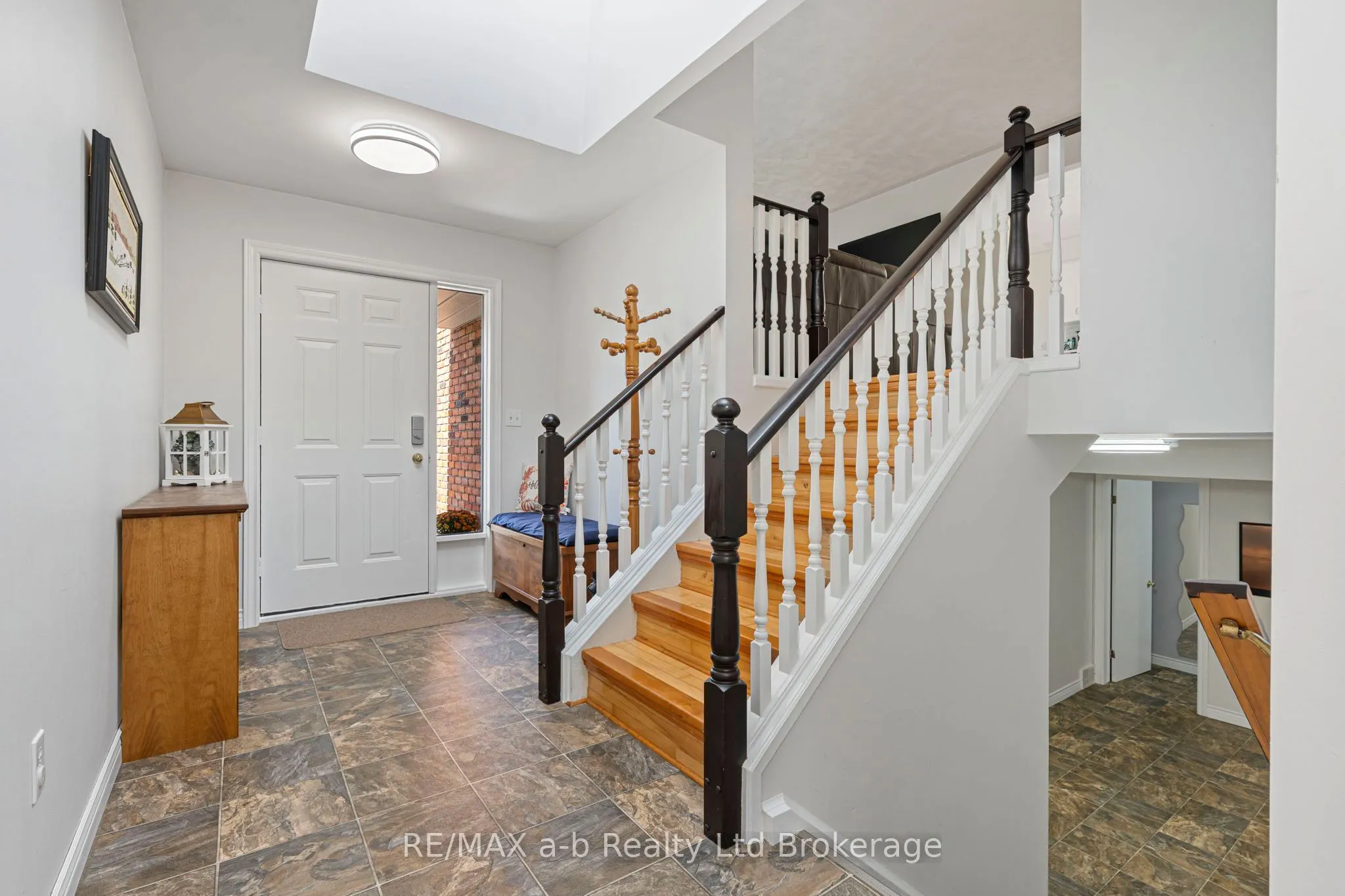 48 Denrich Avenue