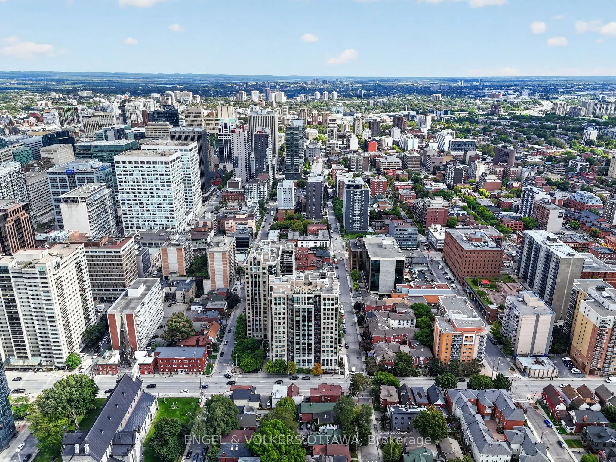 245 Kent Street #706