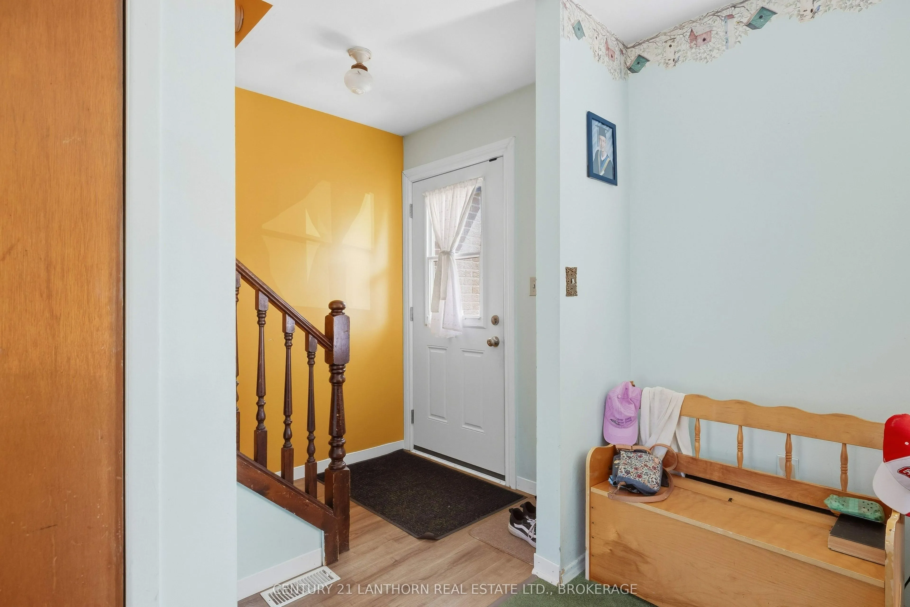 16 Winchester Drive #8