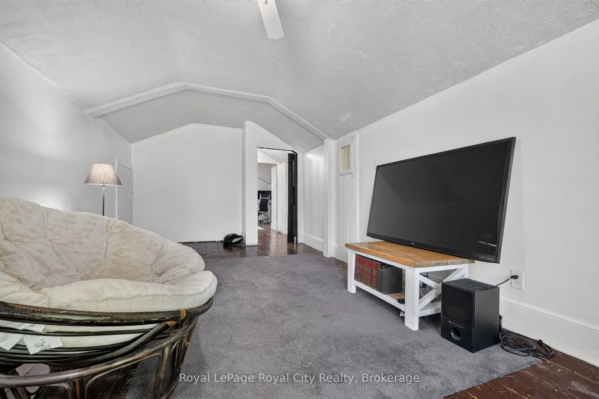393 Main Street S