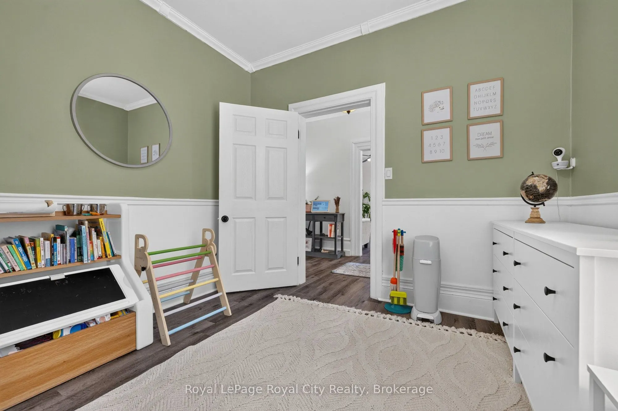 393 Main Street S