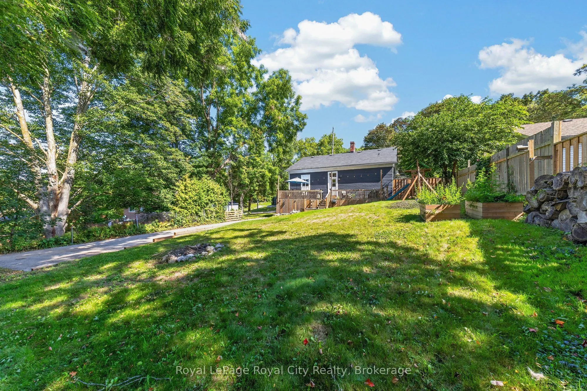 393 Main Street S