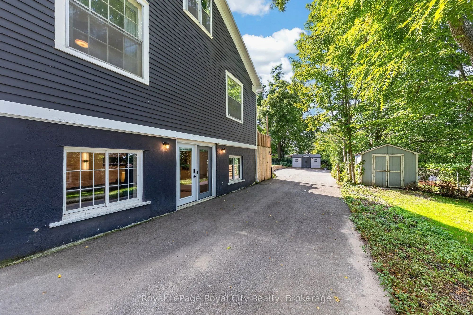 393 Main Street S