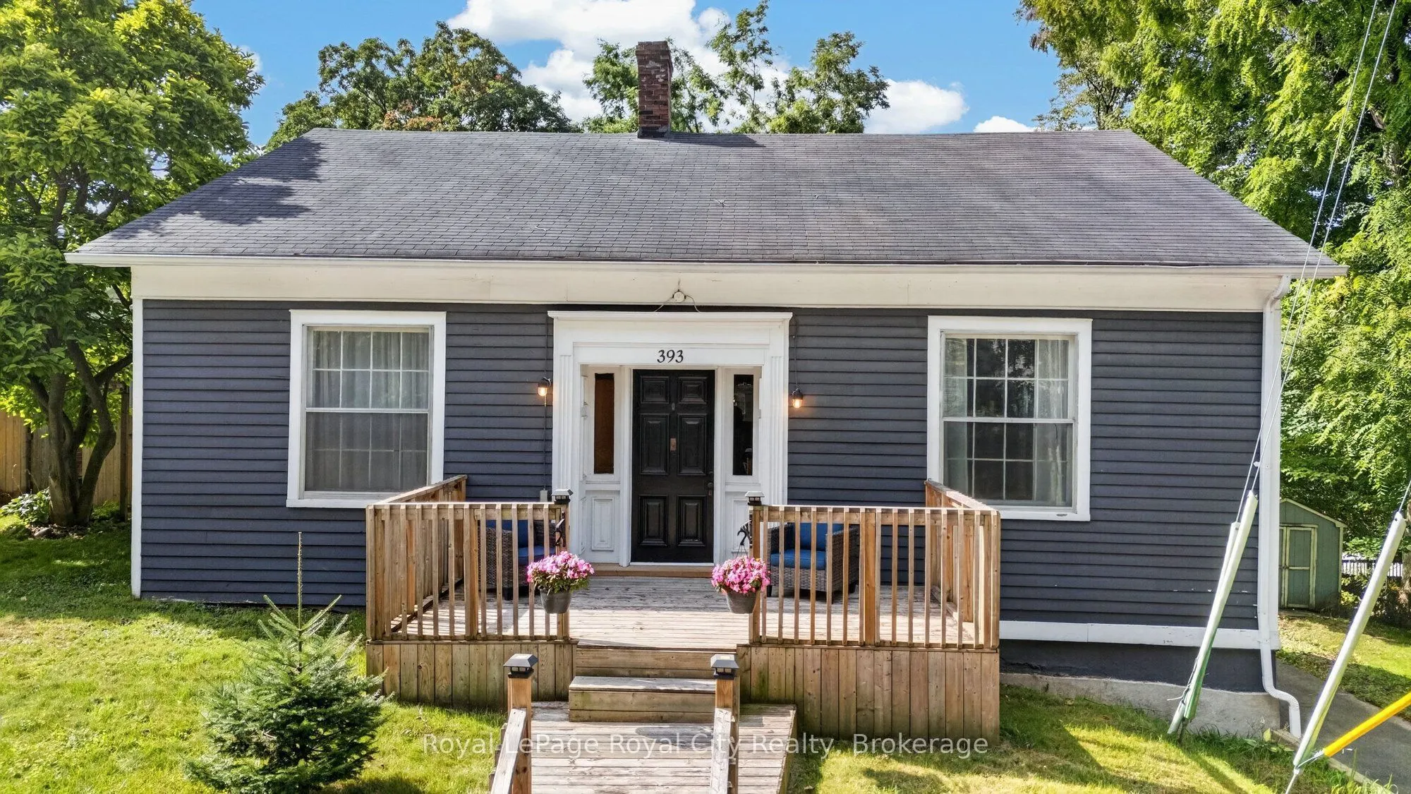 393 Main Street S