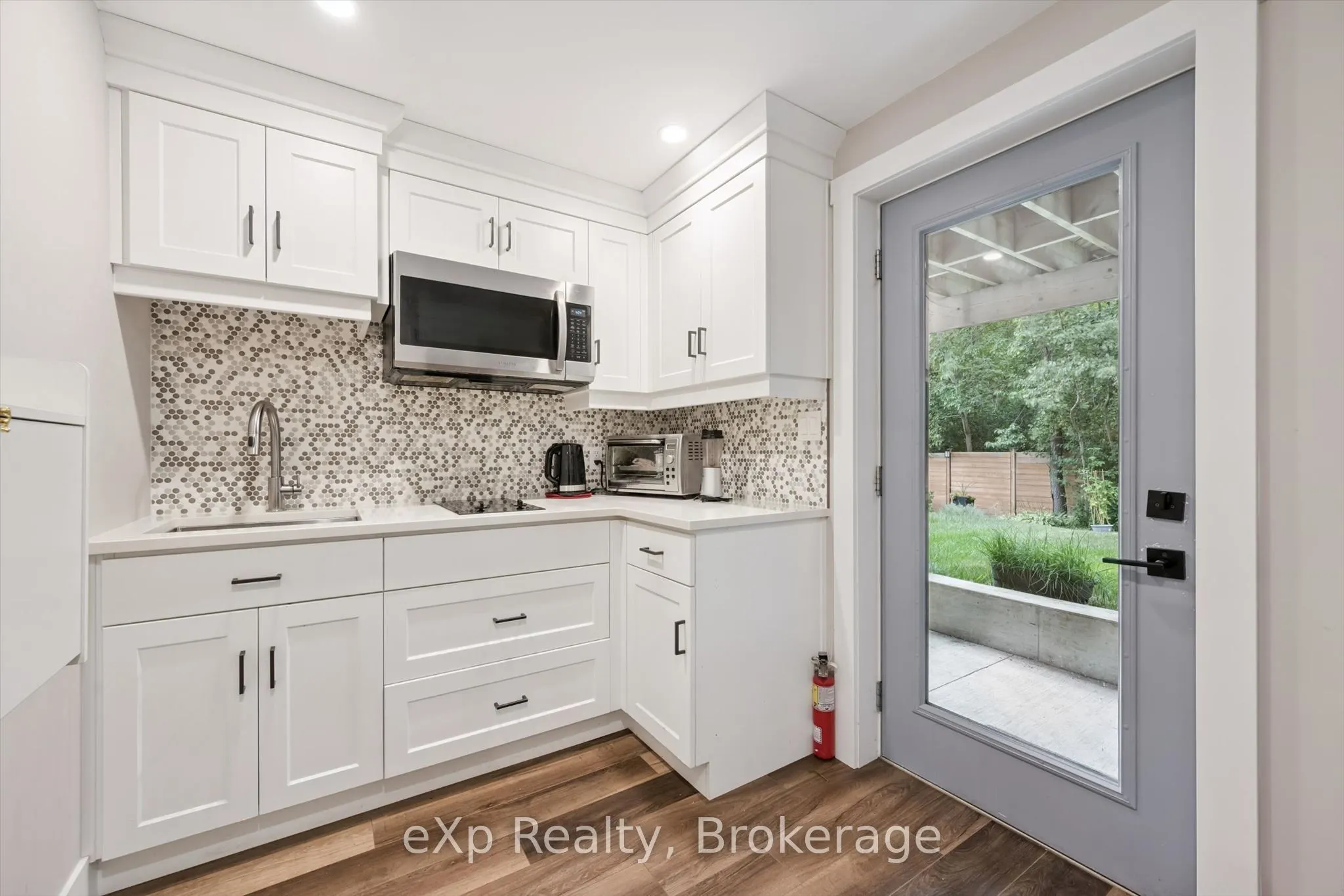 41 Westra Drive