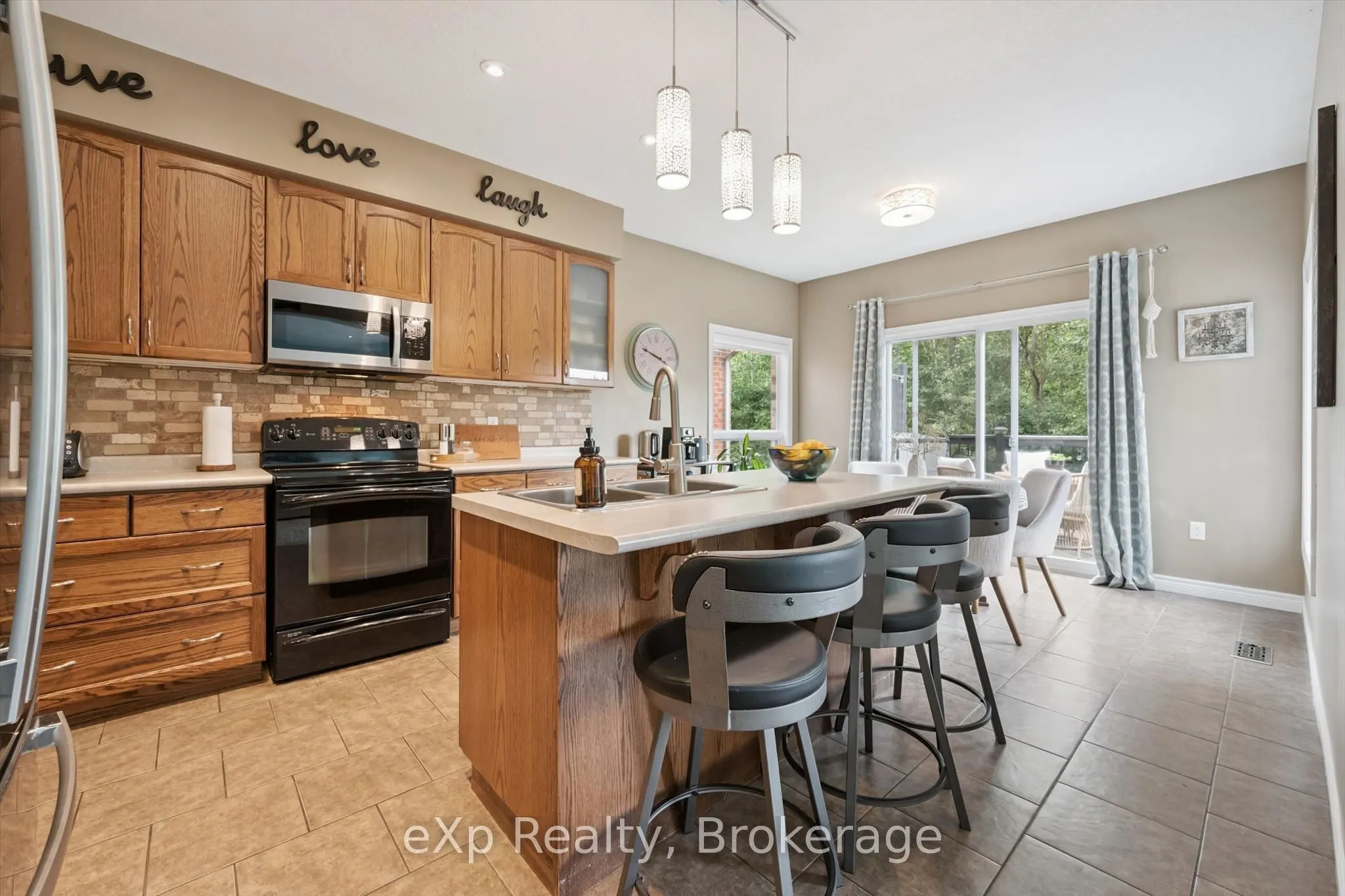 41 Westra Drive