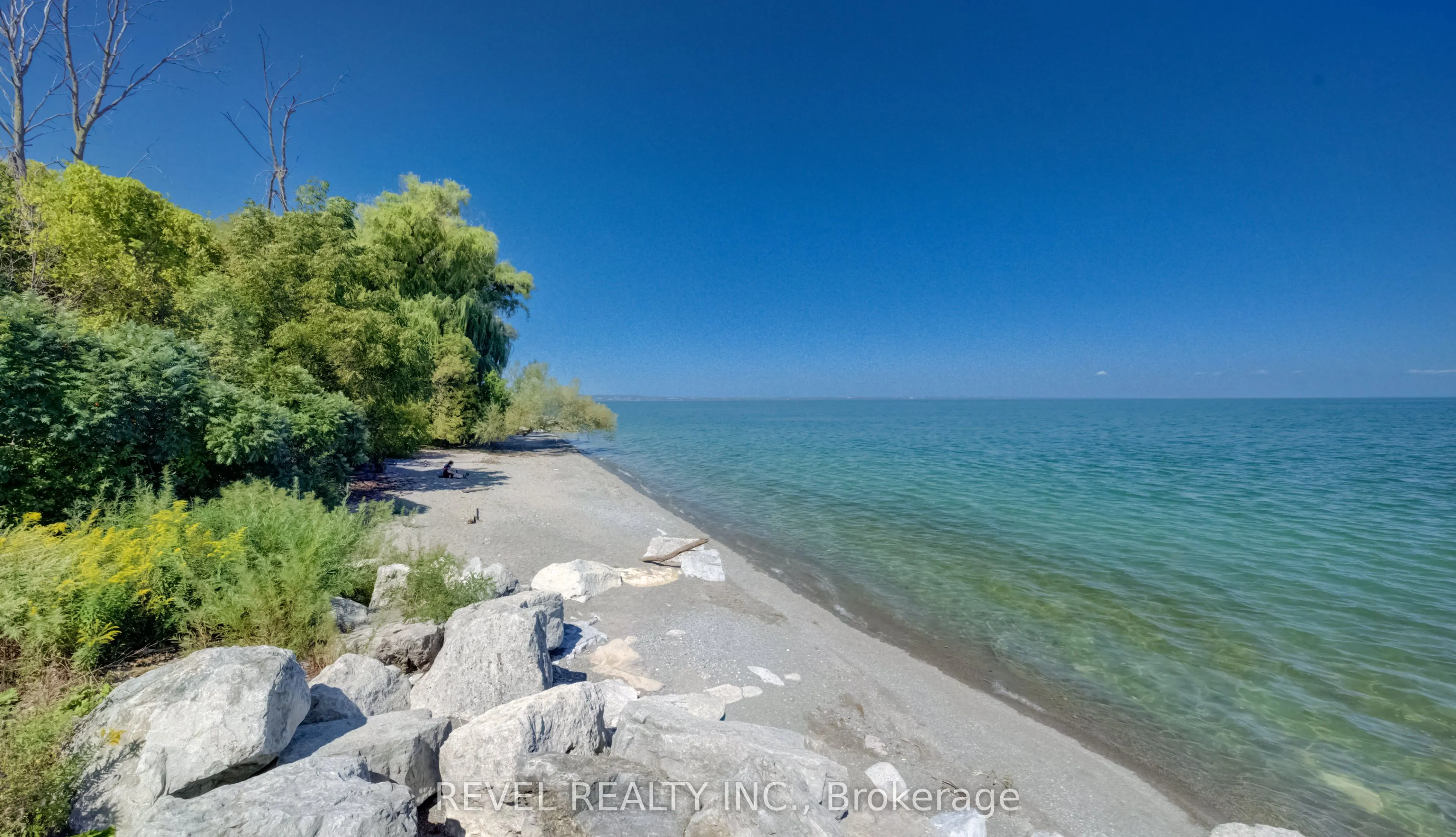 125 Shoreview Place #235