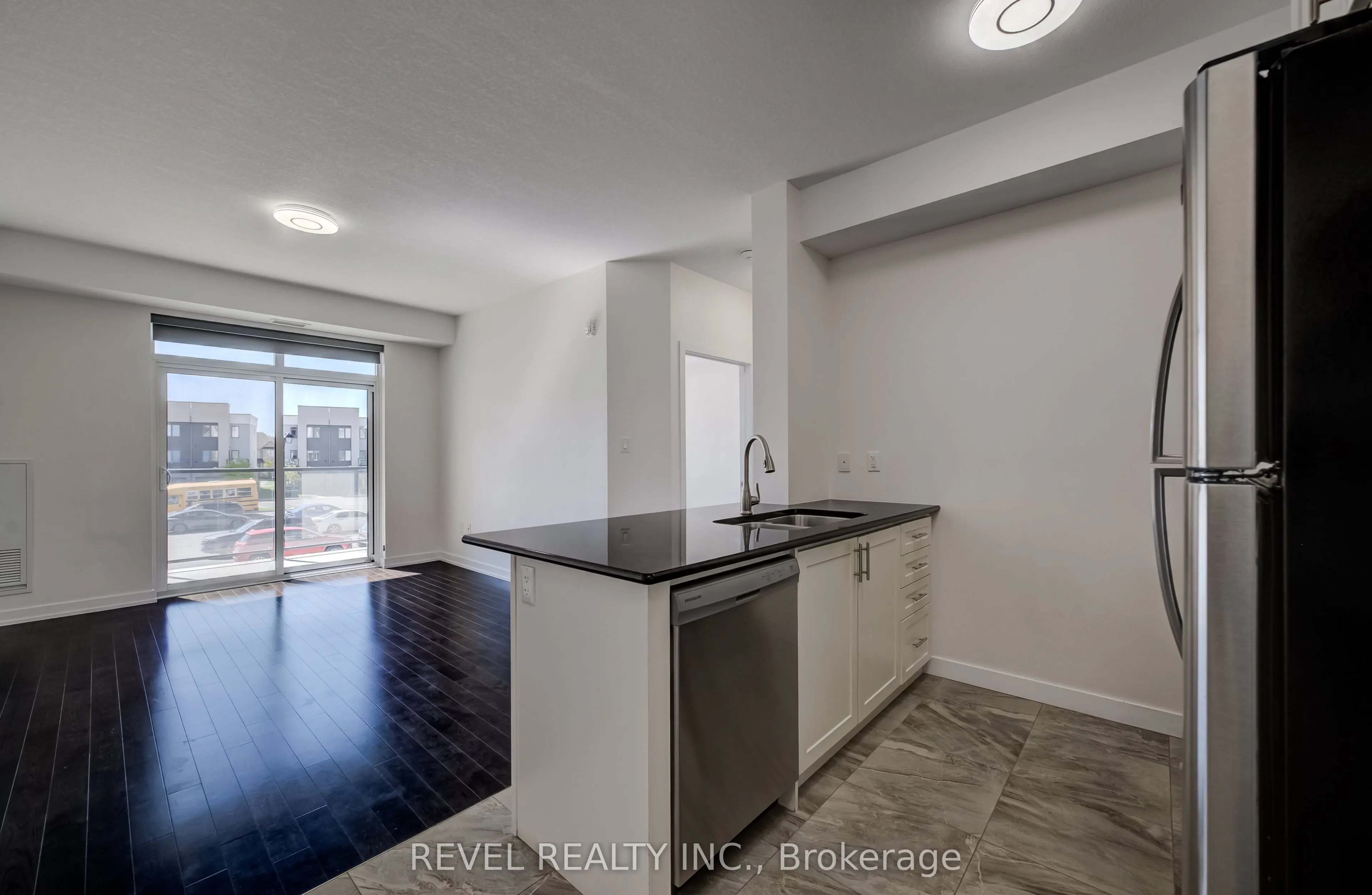 125 Shoreview Place #235